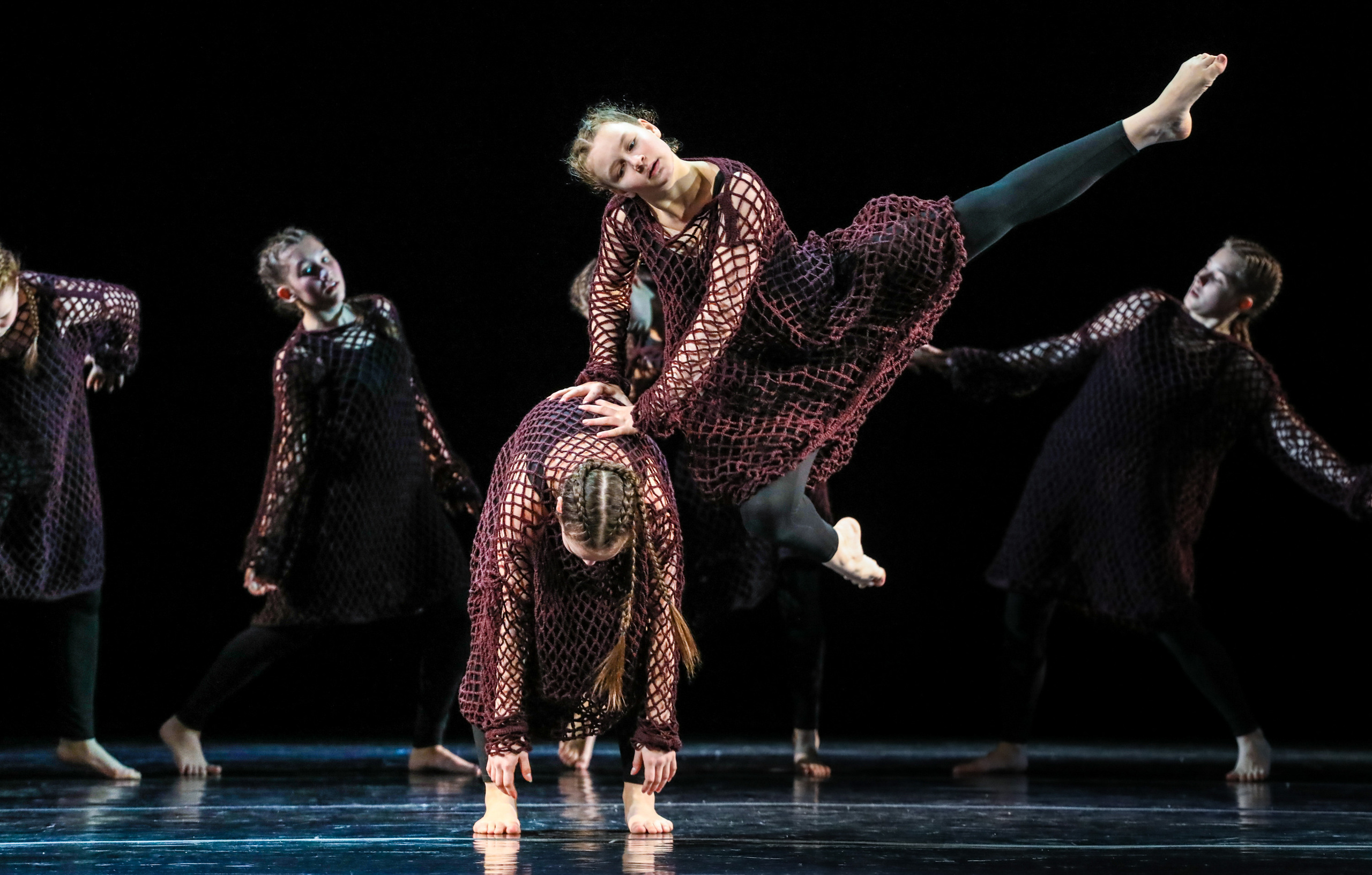 DANCE. Professional reportage photographer in Israel Julia Shaki