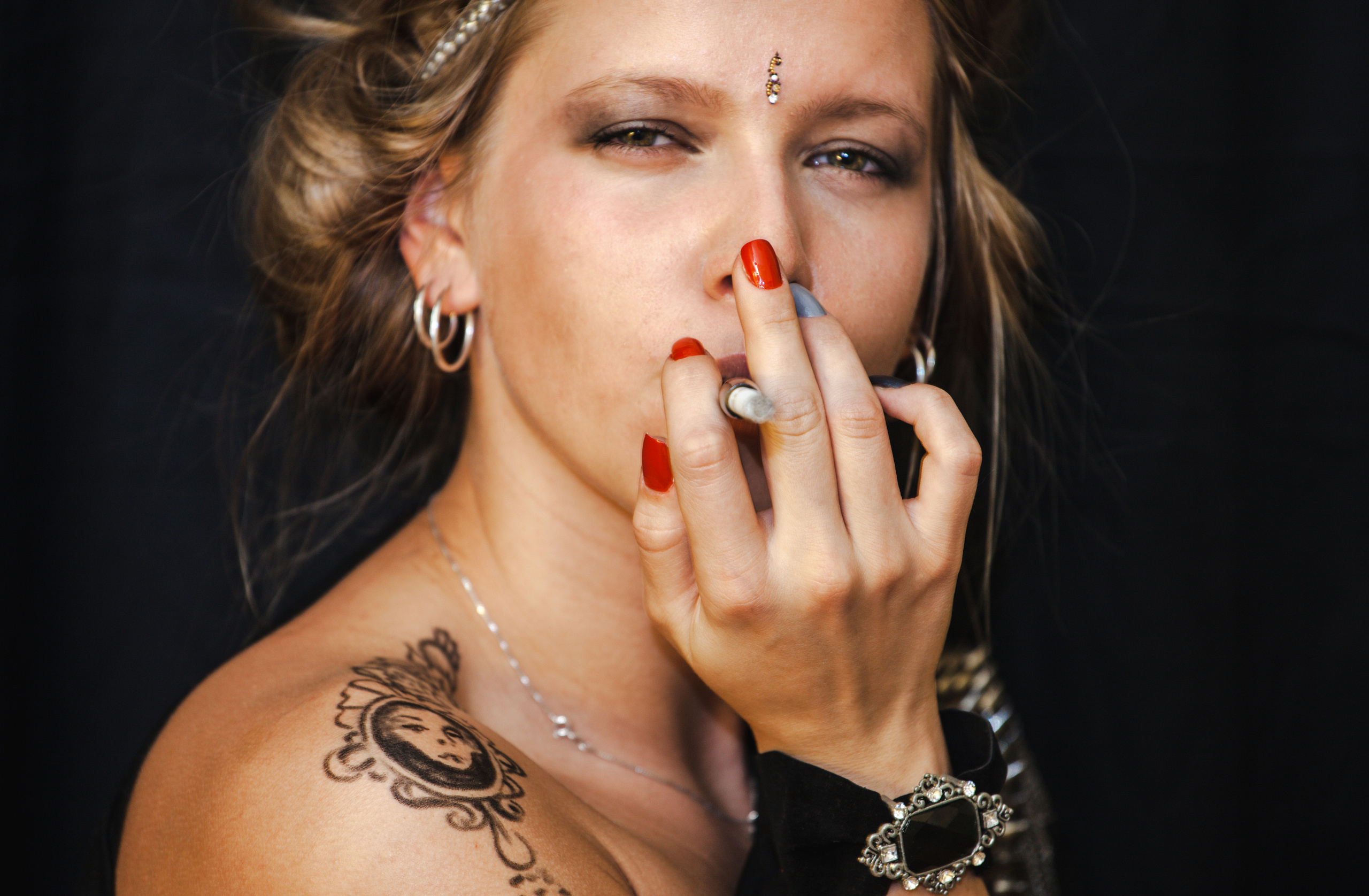 PORTRAIT. Professional reportage photographer in Israel Julia Shaki