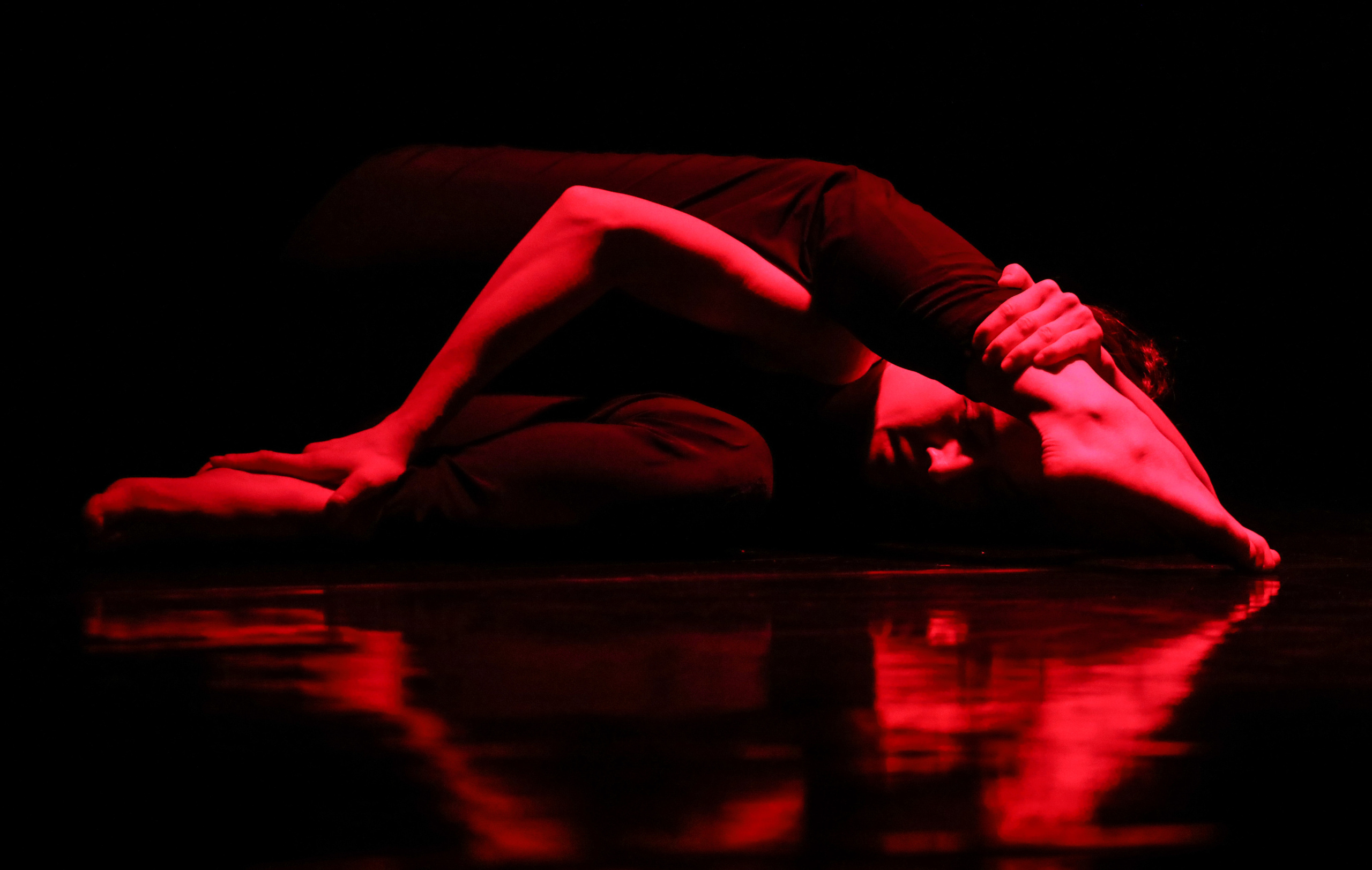 DANCE. Professional reportage photographer in Israel Julia Shaki