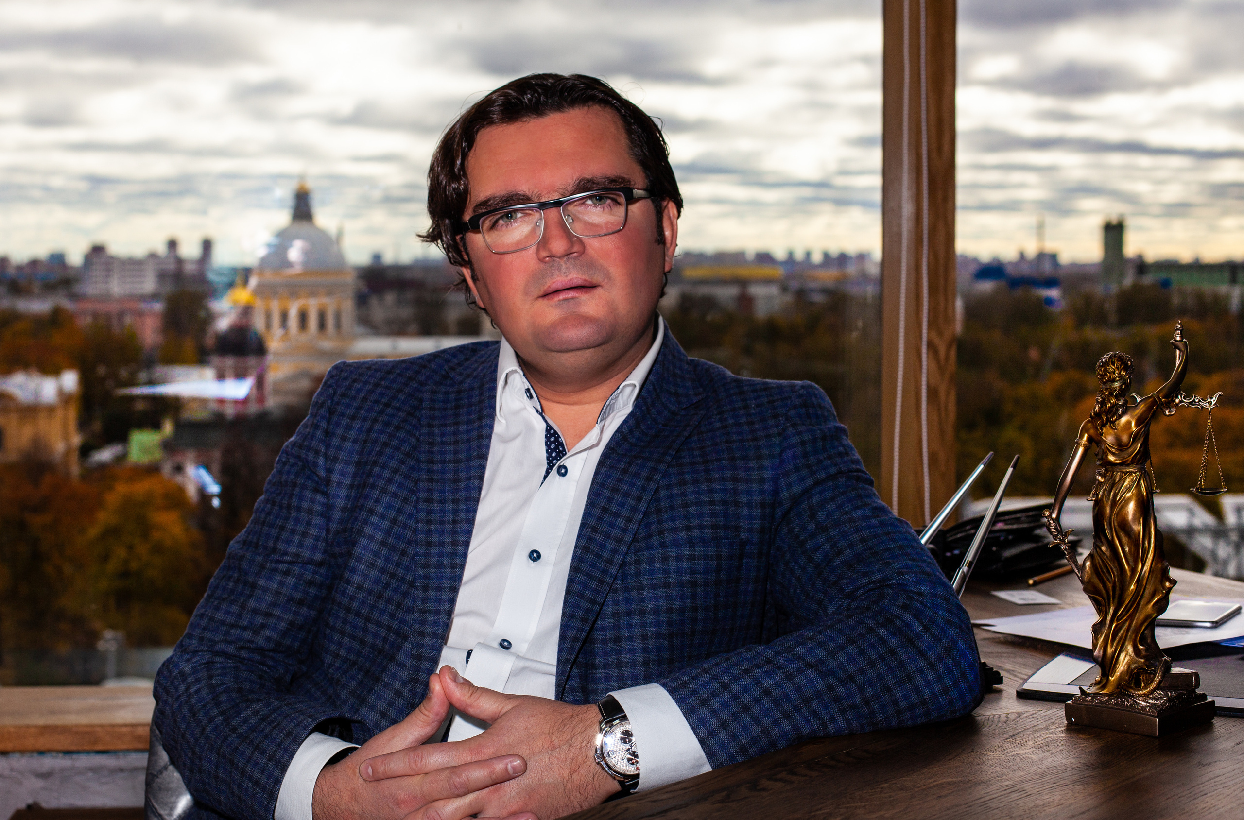 PORTRAIT. Professional reportage photographer in Israel Julia Shaki