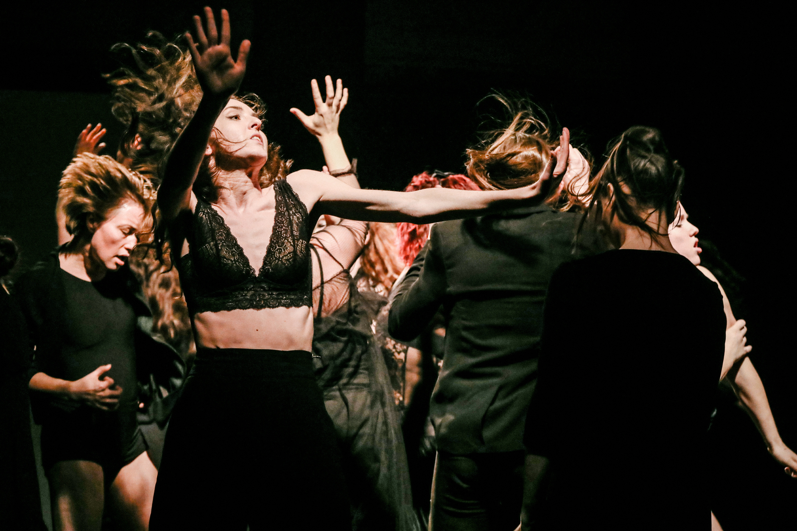 DANCE. Professional reportage photographer in Israel Julia Shaki