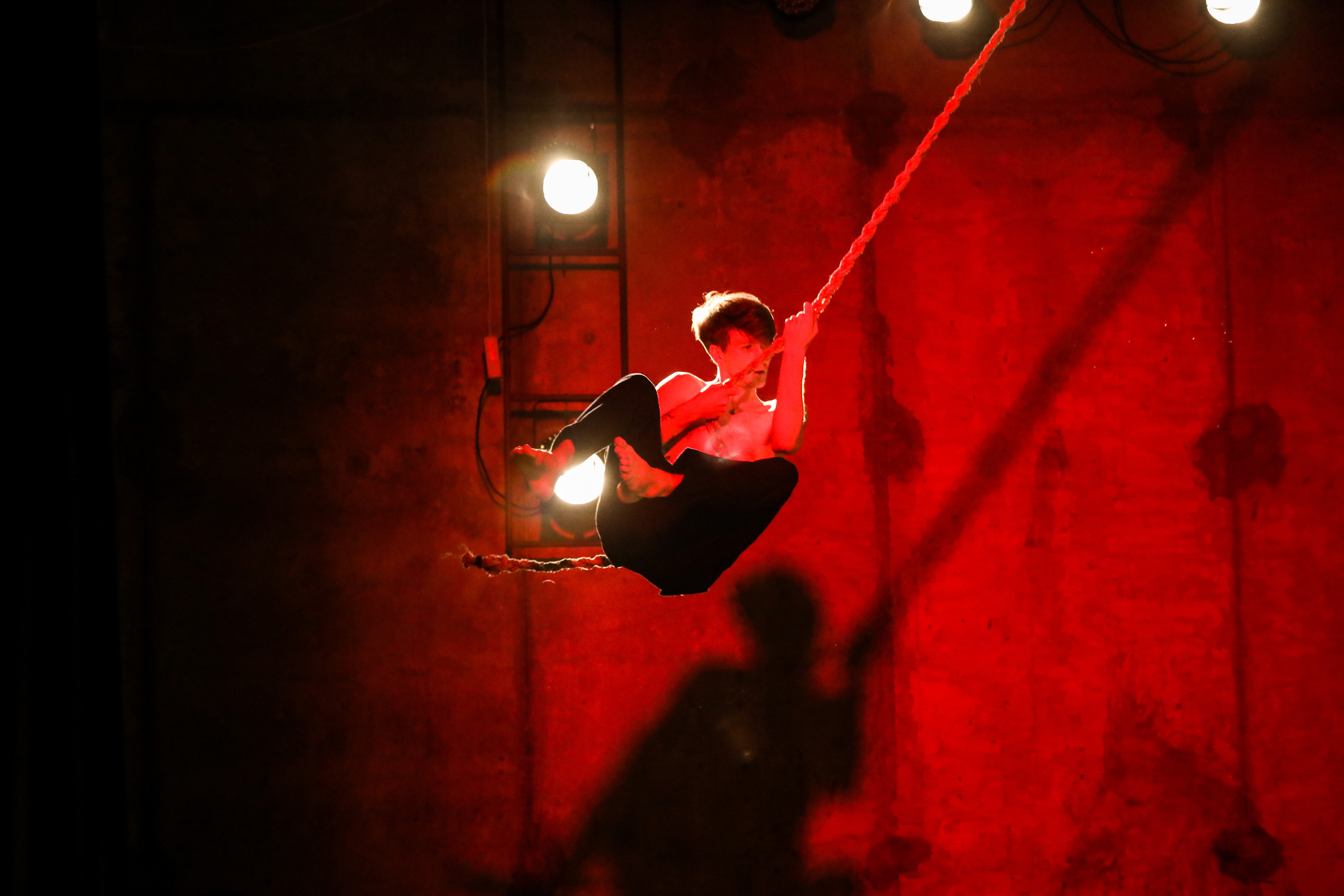 DANCE. Professional reportage photographer in Israel Julia Shaki