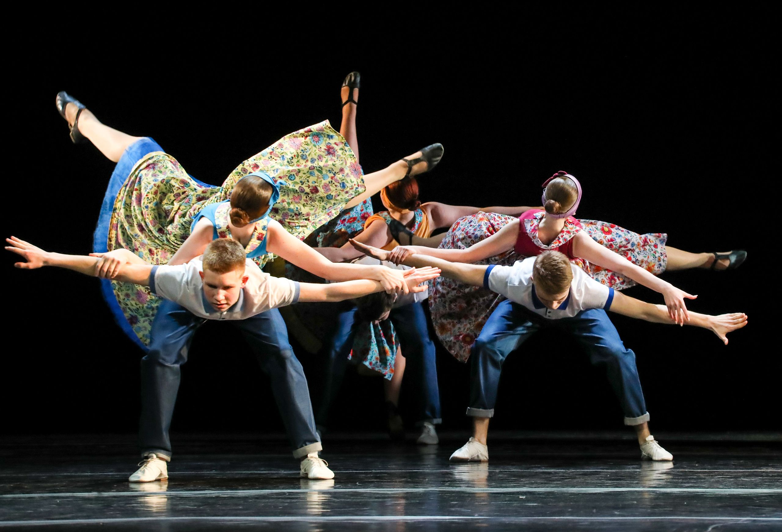 DANCE. Professional reportage photographer in Israel Julia Shaki