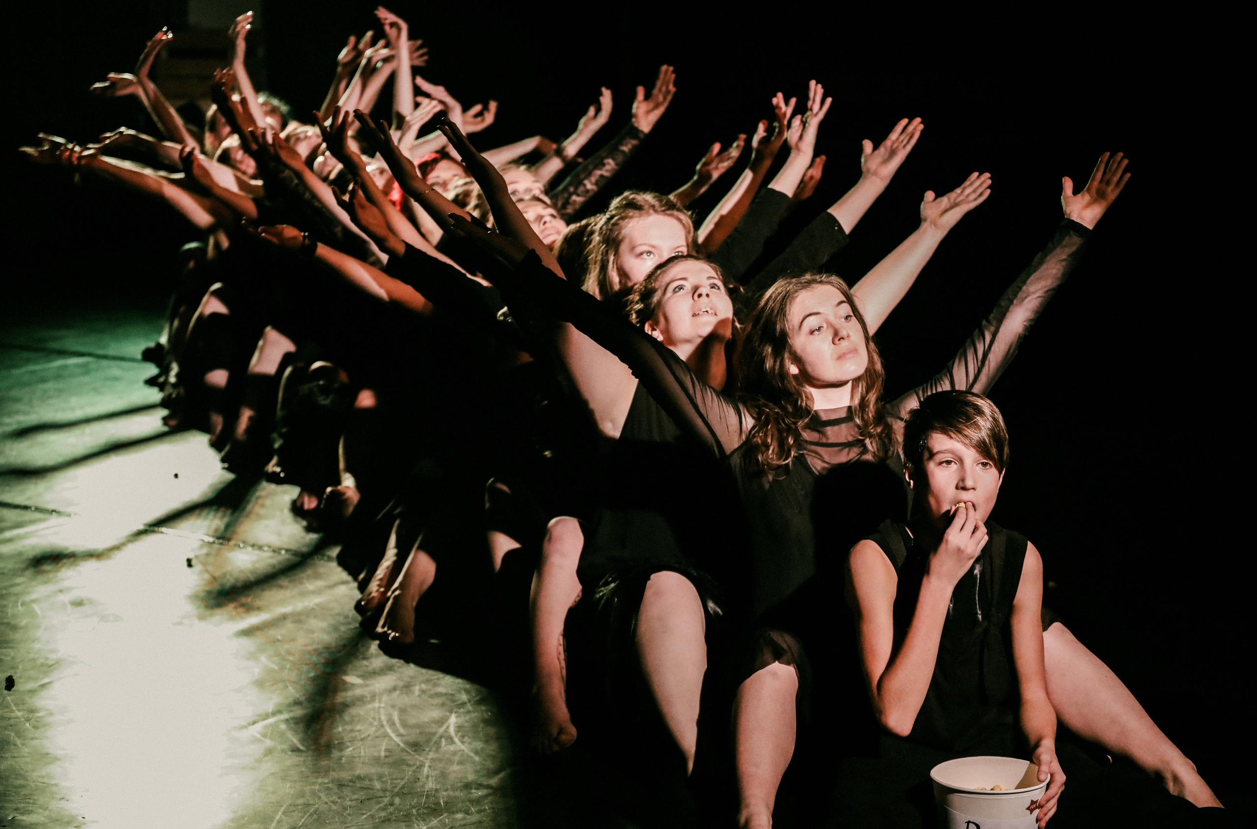 DANCE. Professional reportage photographer in Israel Julia Shaki