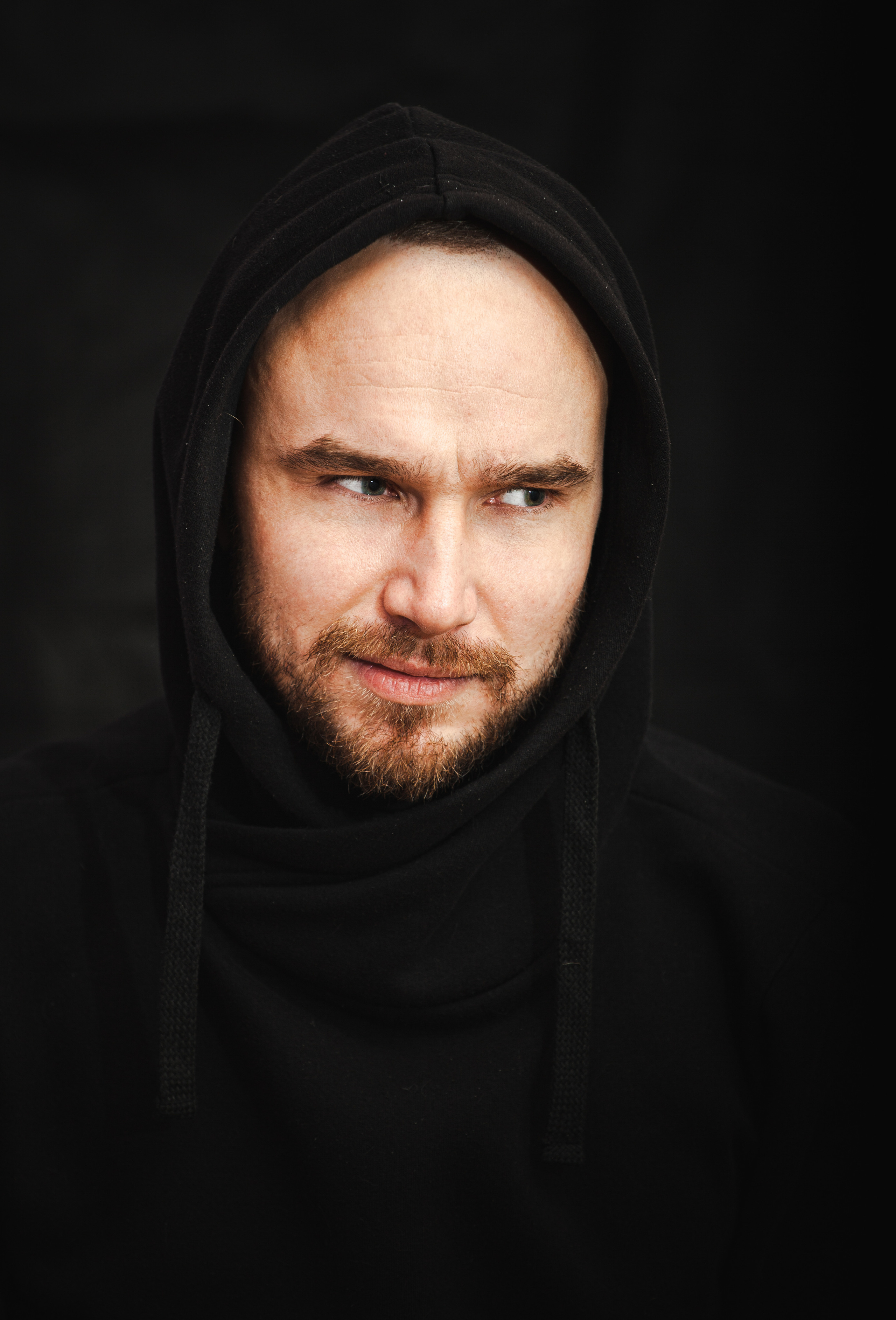 PORTRAIT. Professional reportage photographer in Israel Julia Shaki