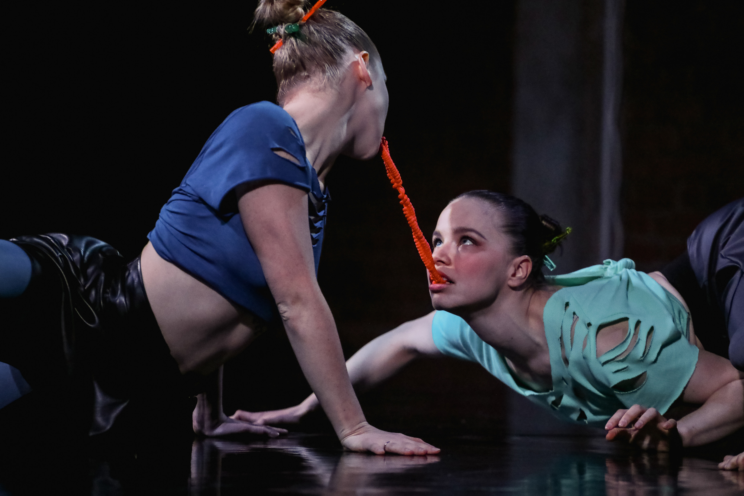 DANCE. Professional reportage photographer in Israel Julia Shaki