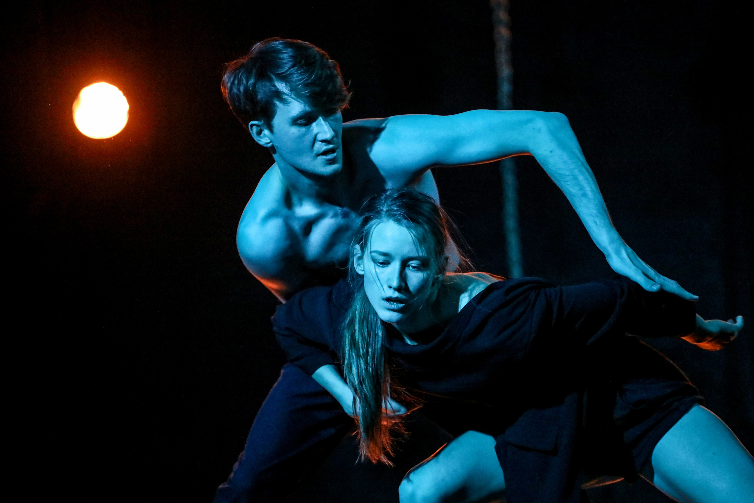 DANCE. Professional reportage photographer in Israel Julia Shaki