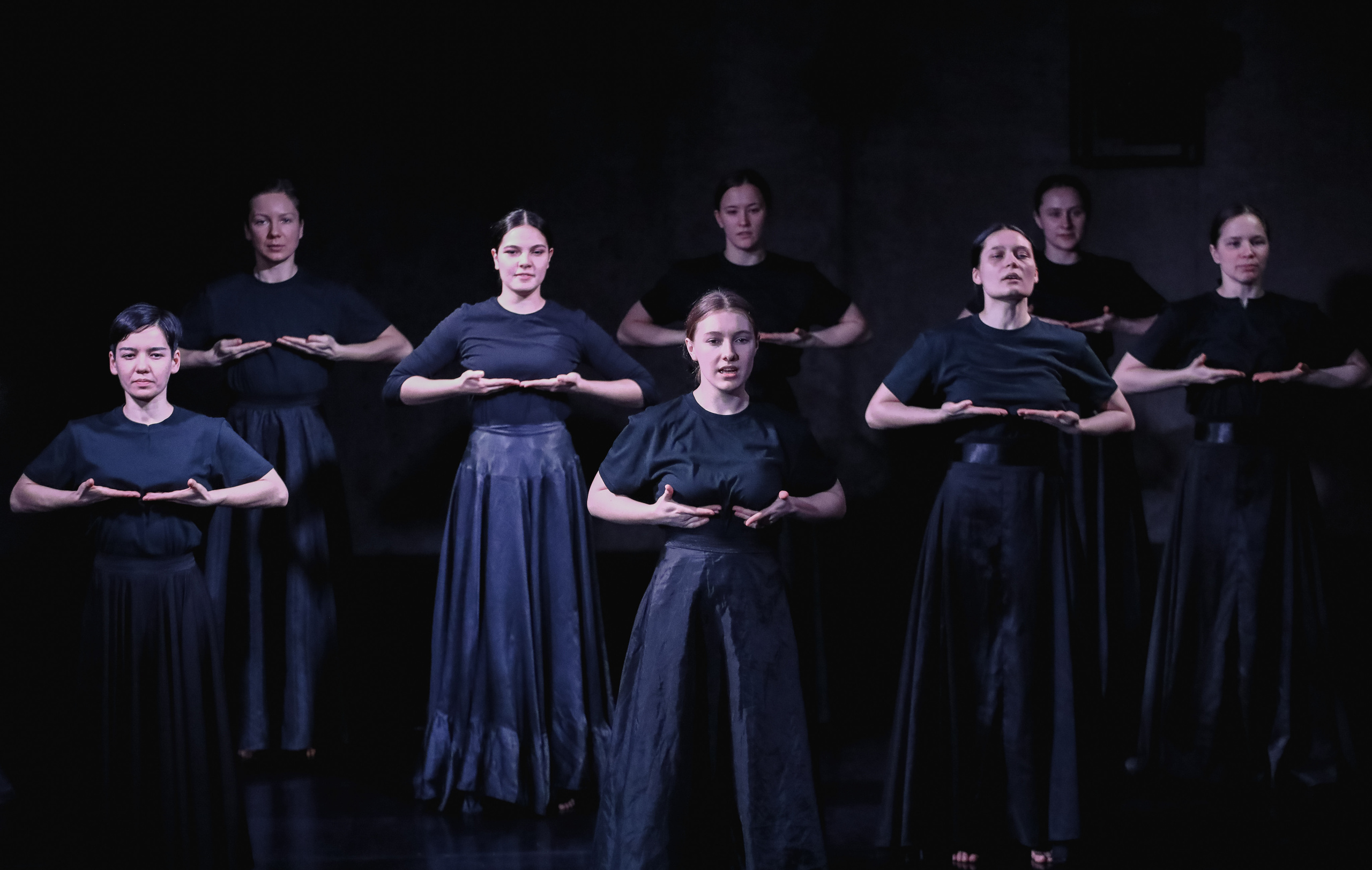 DANCE. Professional reportage photographer in Israel Julia Shaki