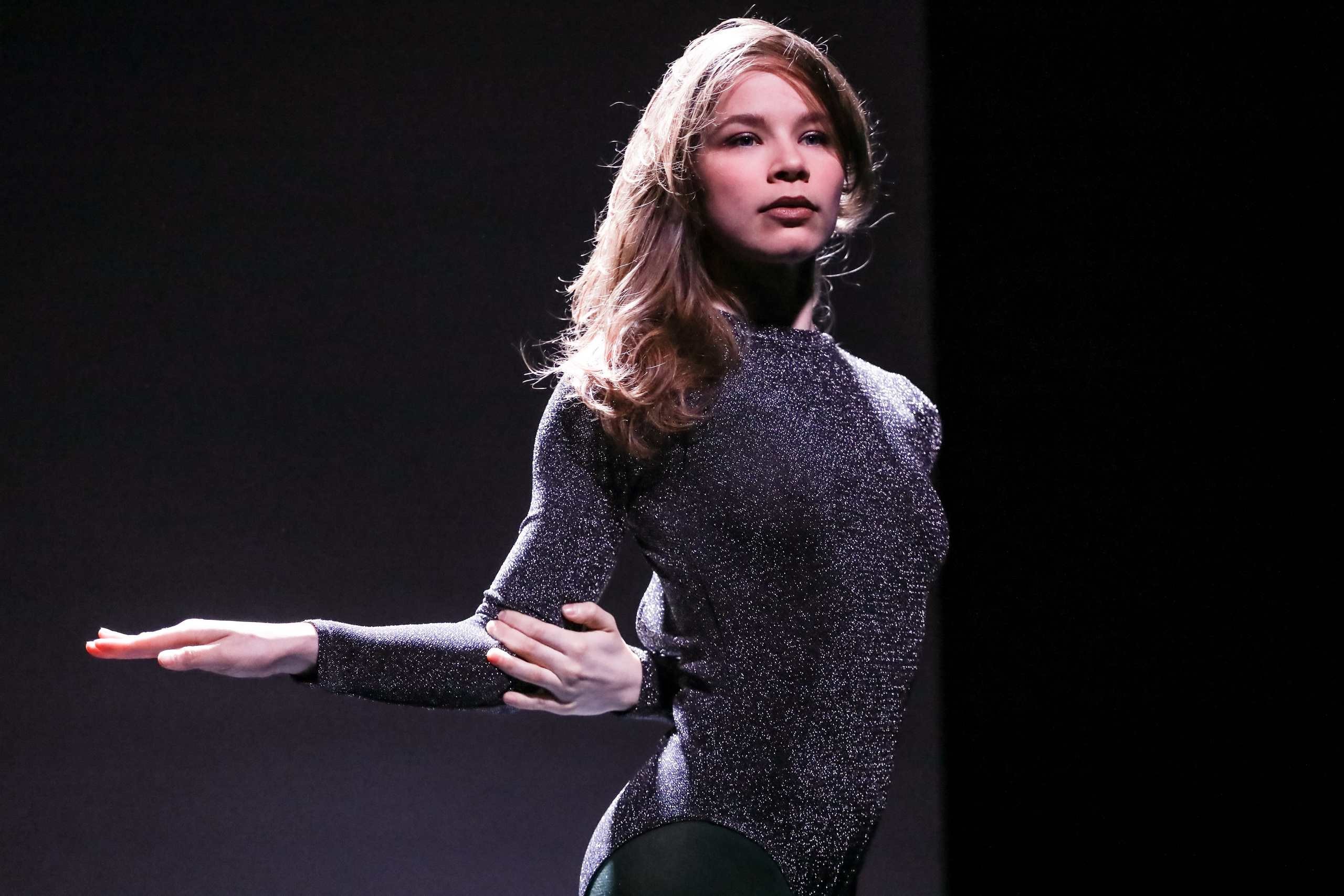 DANCE. Professional reportage photographer in Israel Julia Shaki