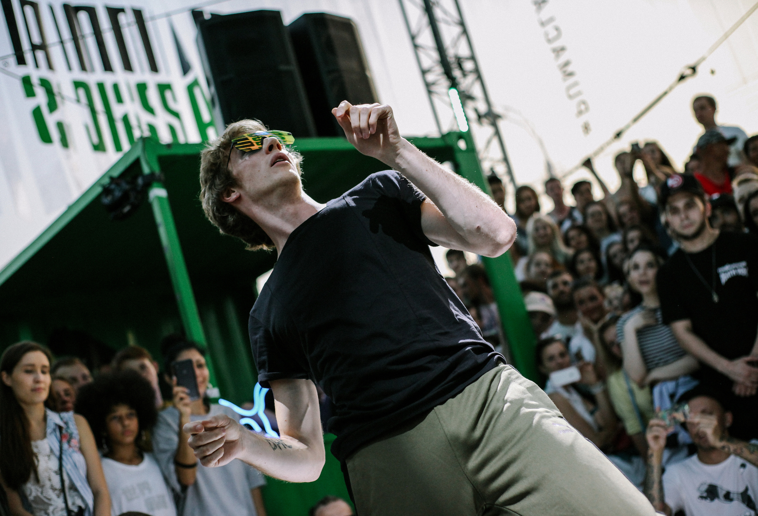 DANCE. Professional reportage photographer in Israel Julia Shaki