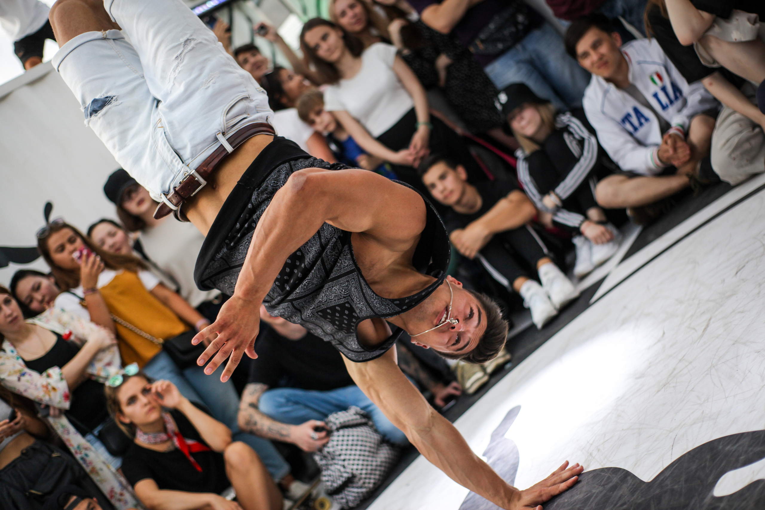 DANCE. Professional reportage photographer in Israel Julia Shaki