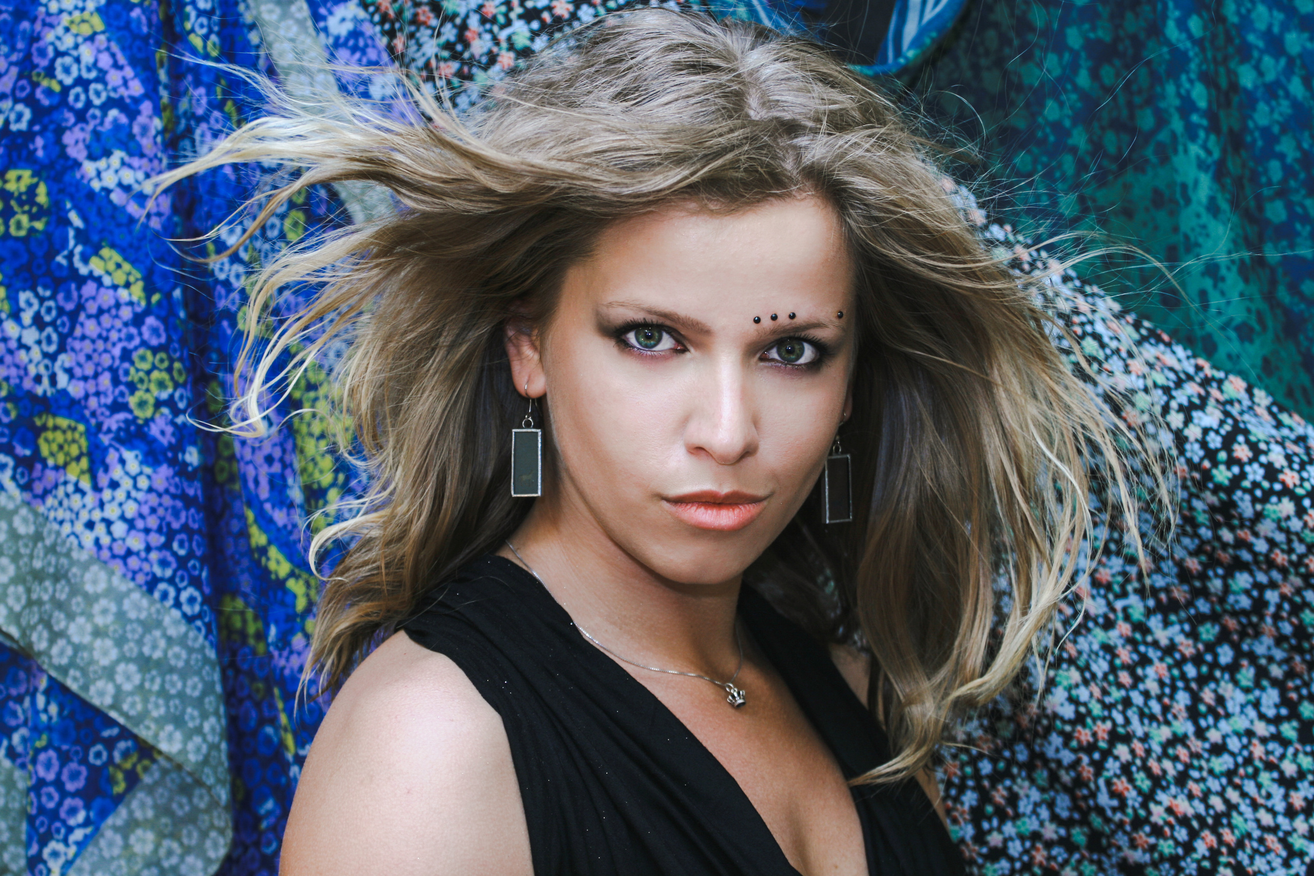 PORTRAIT. Professional reportage photographer in Israel Julia Shaki