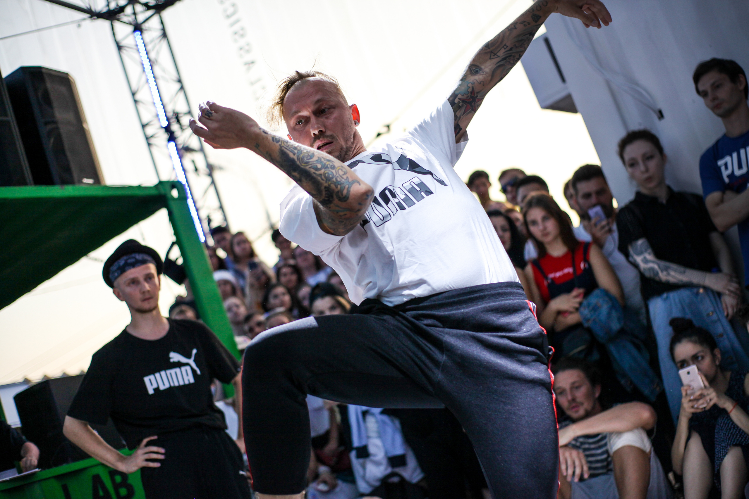 DANCE. Professional reportage photographer in Israel Julia Shaki