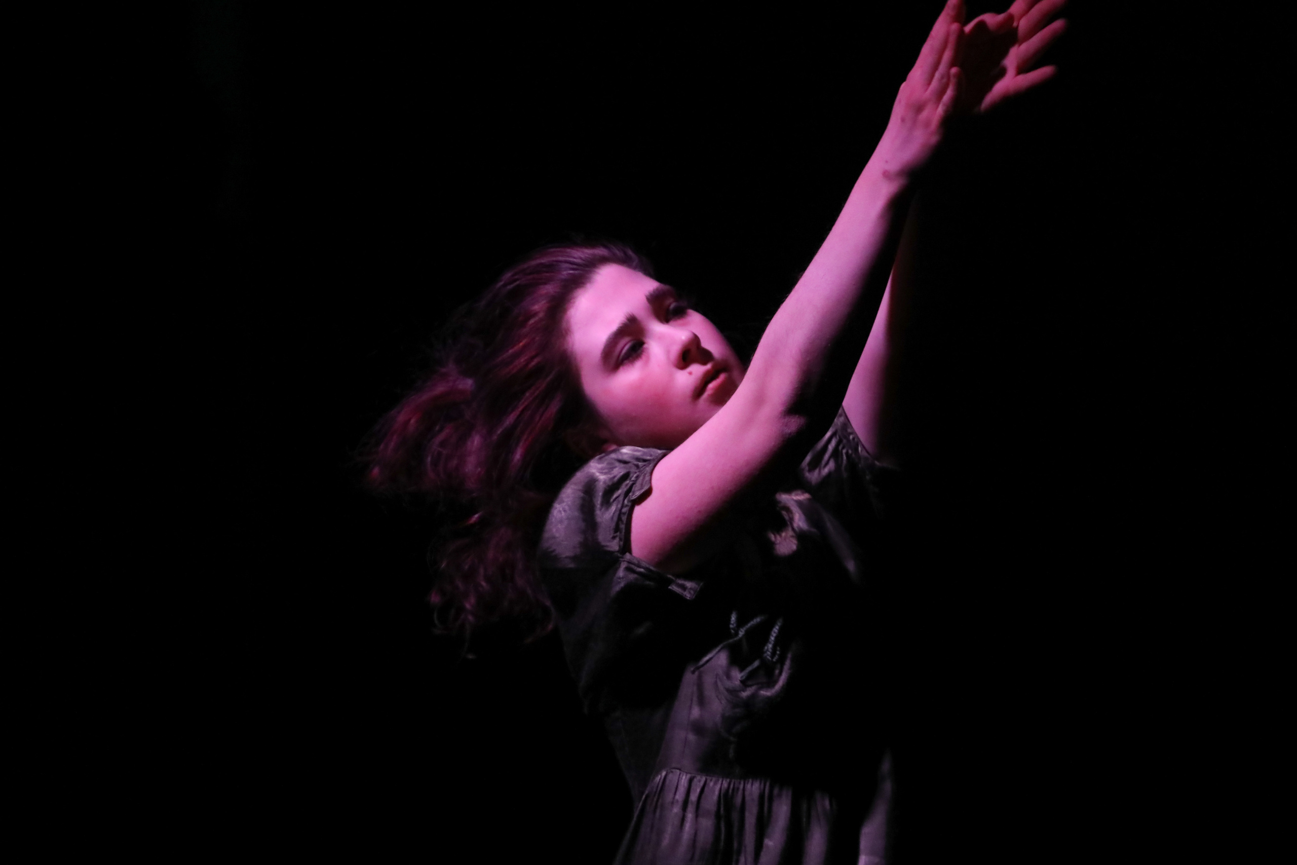 DANCE. Professional reportage photographer in Israel Julia Shaki