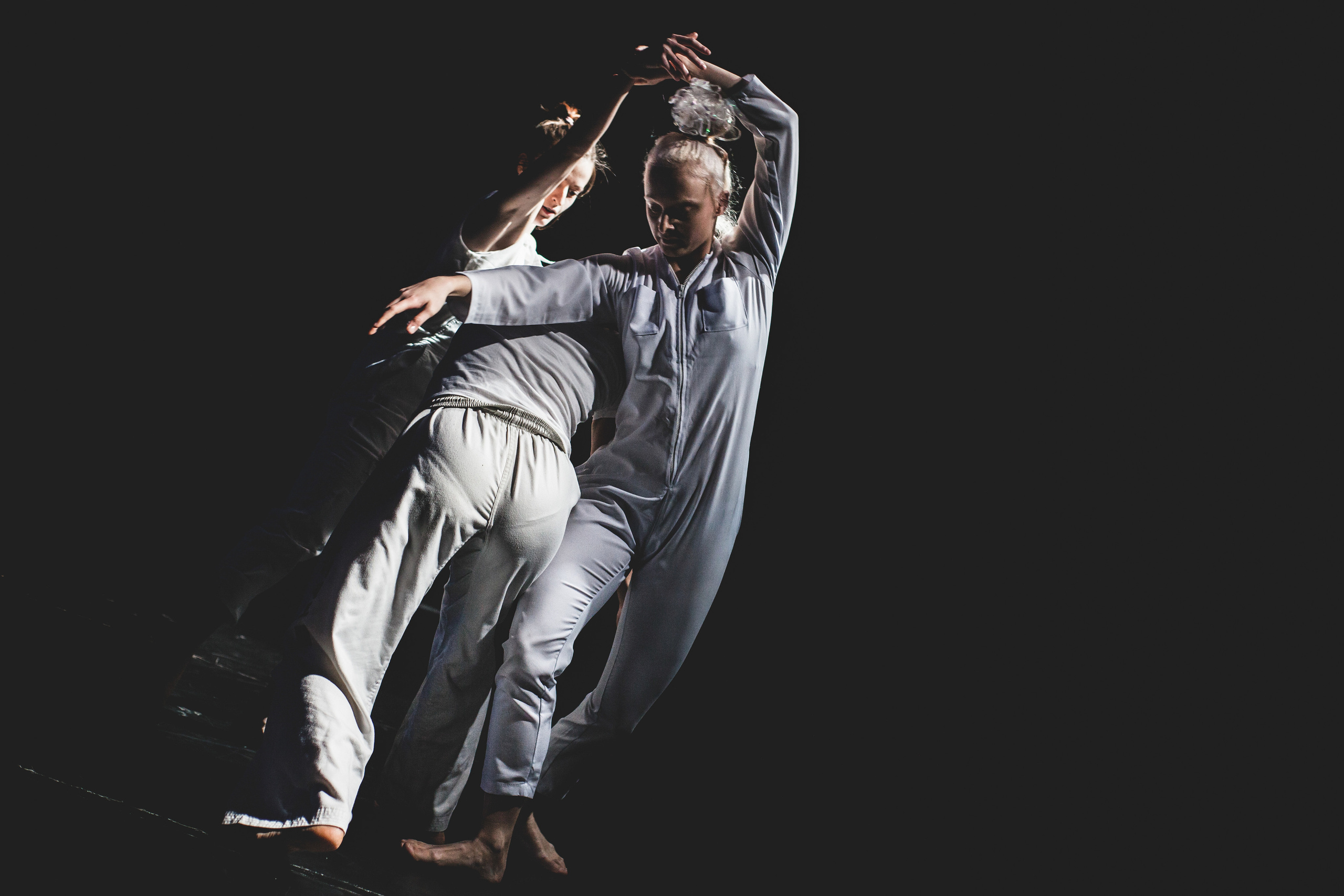 DANCE. Professional reportage photographer in Israel Julia Shaki