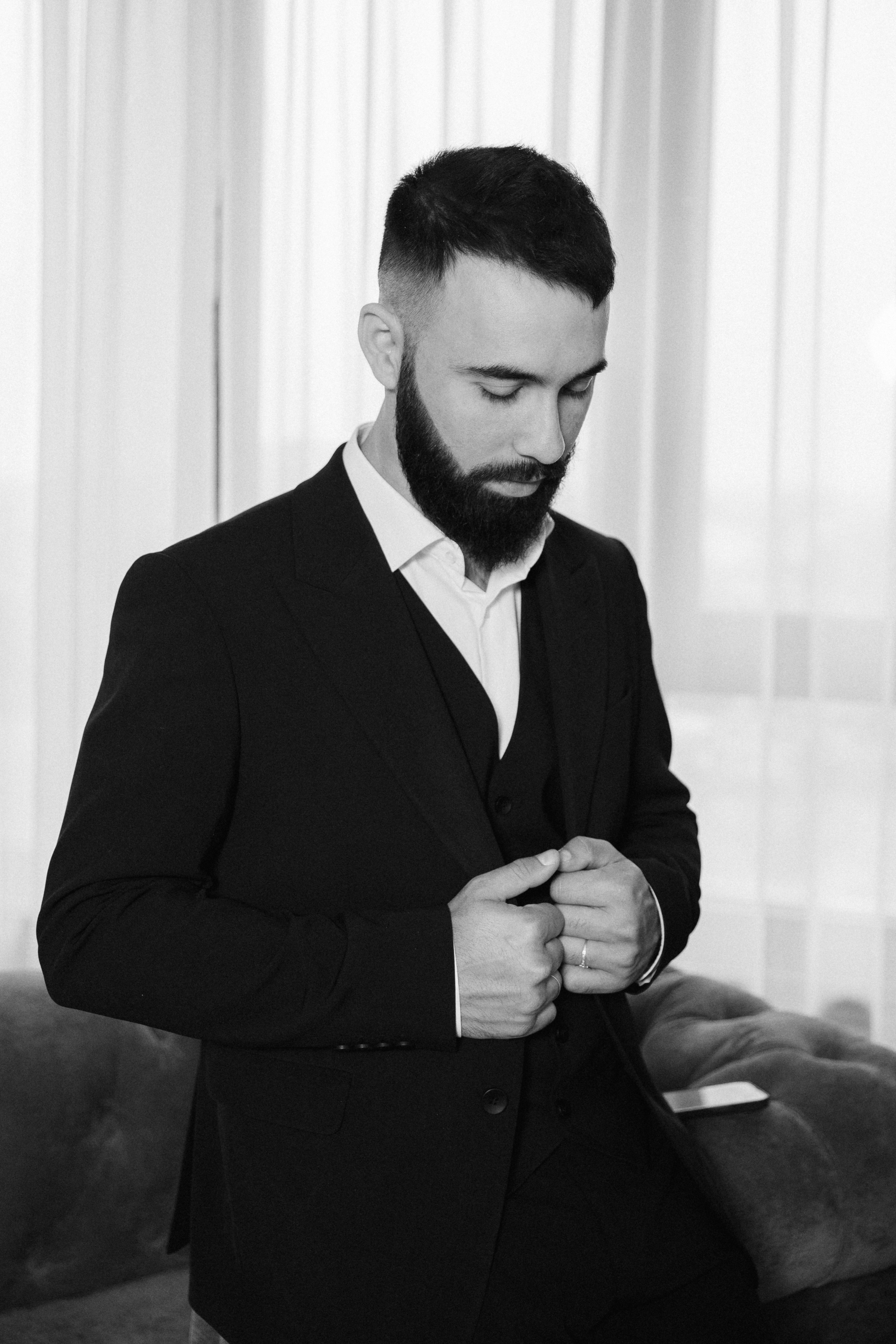 Свадебная фотосессия в гостинице «Владикавказ». Фотограф во Владикавказе Юрий Геворгизов