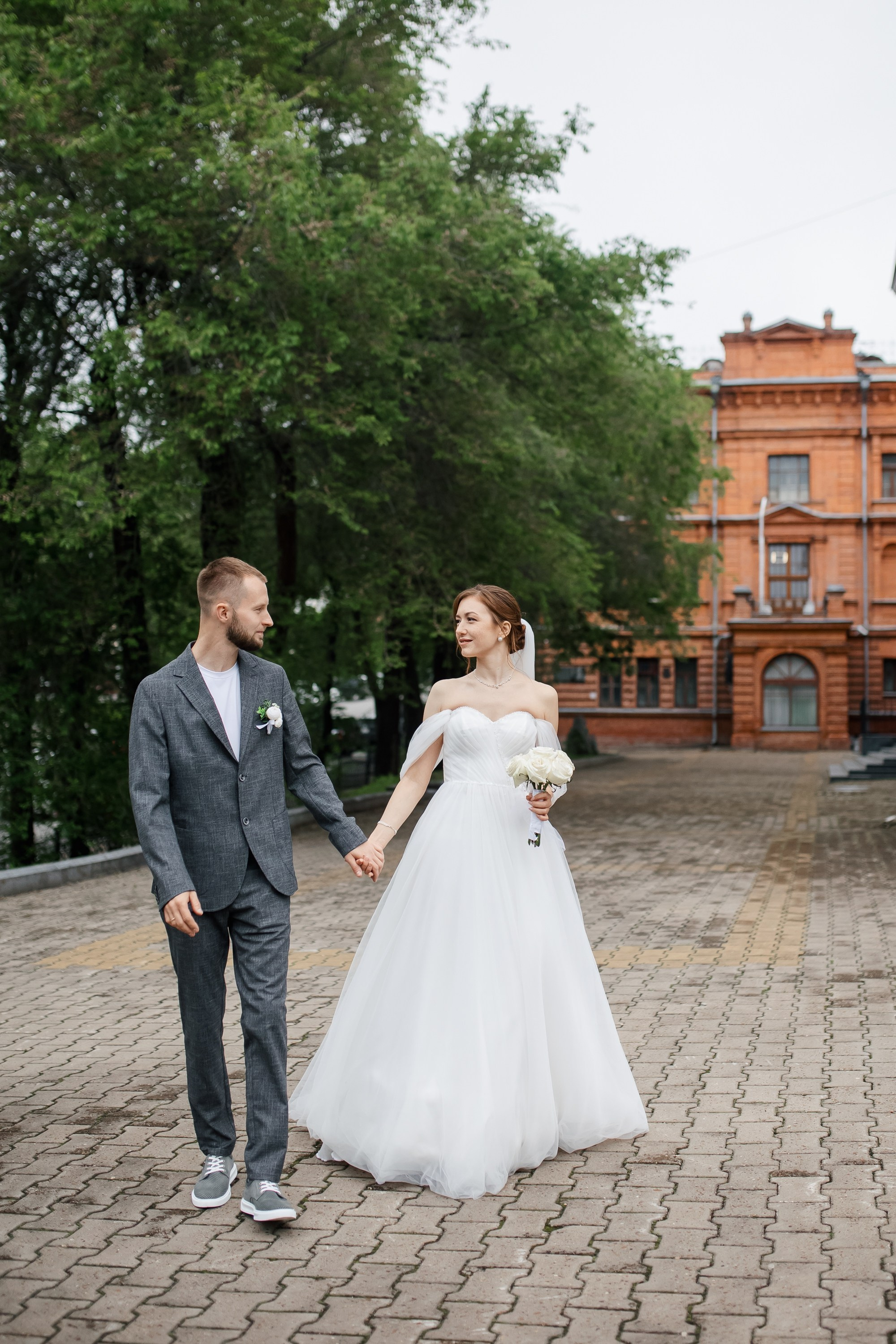 Константин и Антонина. Набережная.Дом Офицеров. Свадебный фотограф в Хабаровске