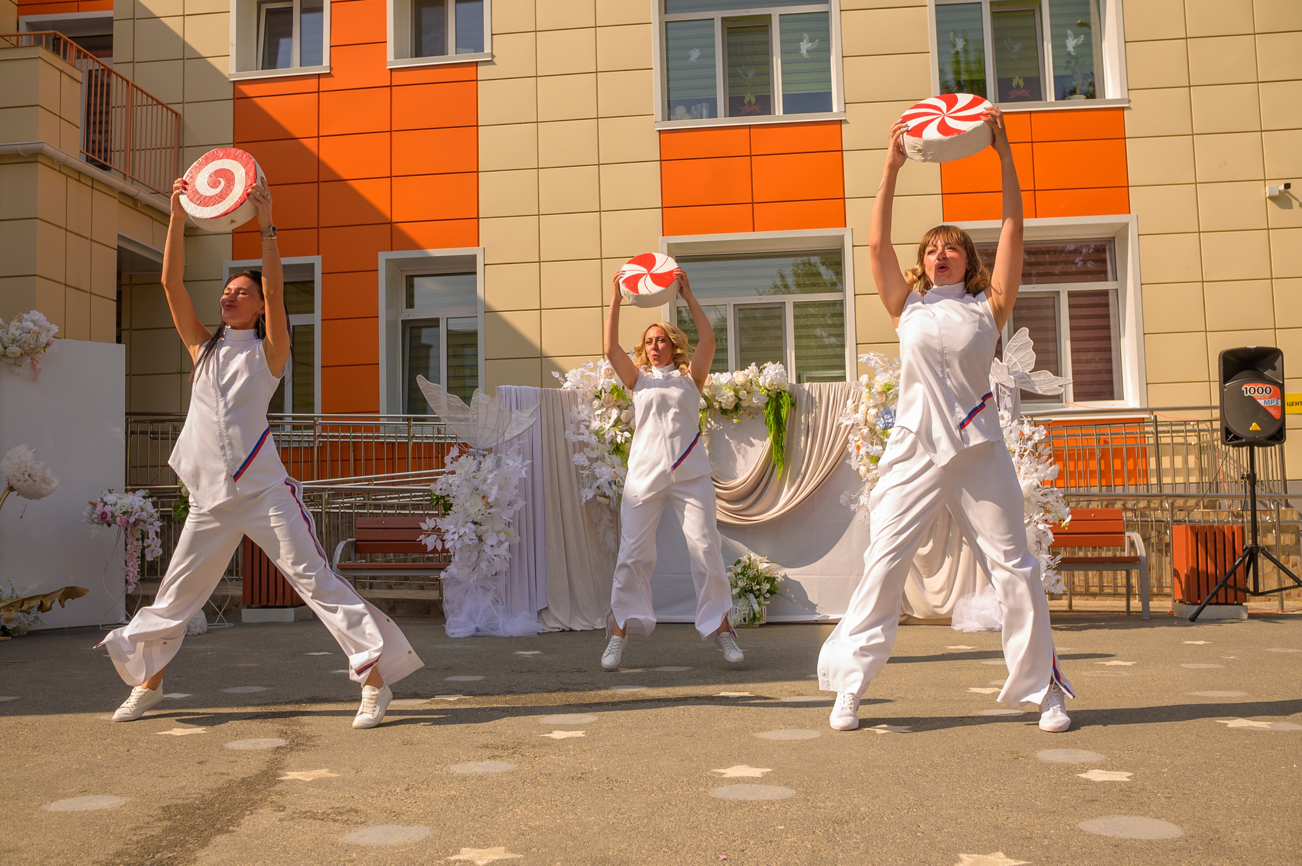 Репортаж выпускного группа «Фантазёры» 3 садик. Фотограф новорожденных, семейный детский в Тюмени Татьяна Морозова