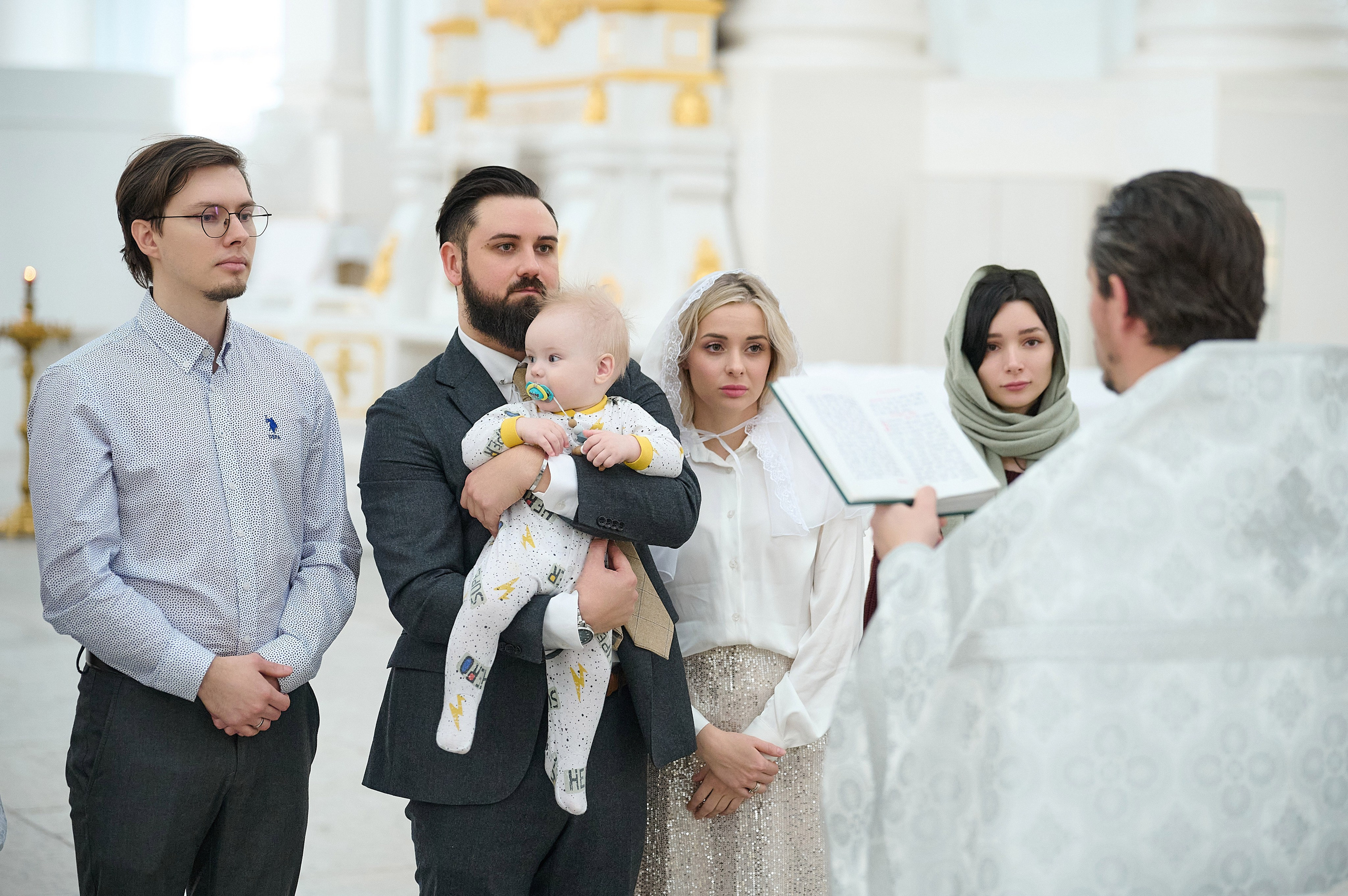Фотограф на таинство крещения в Смольном соборе Санкт-Петербурга
