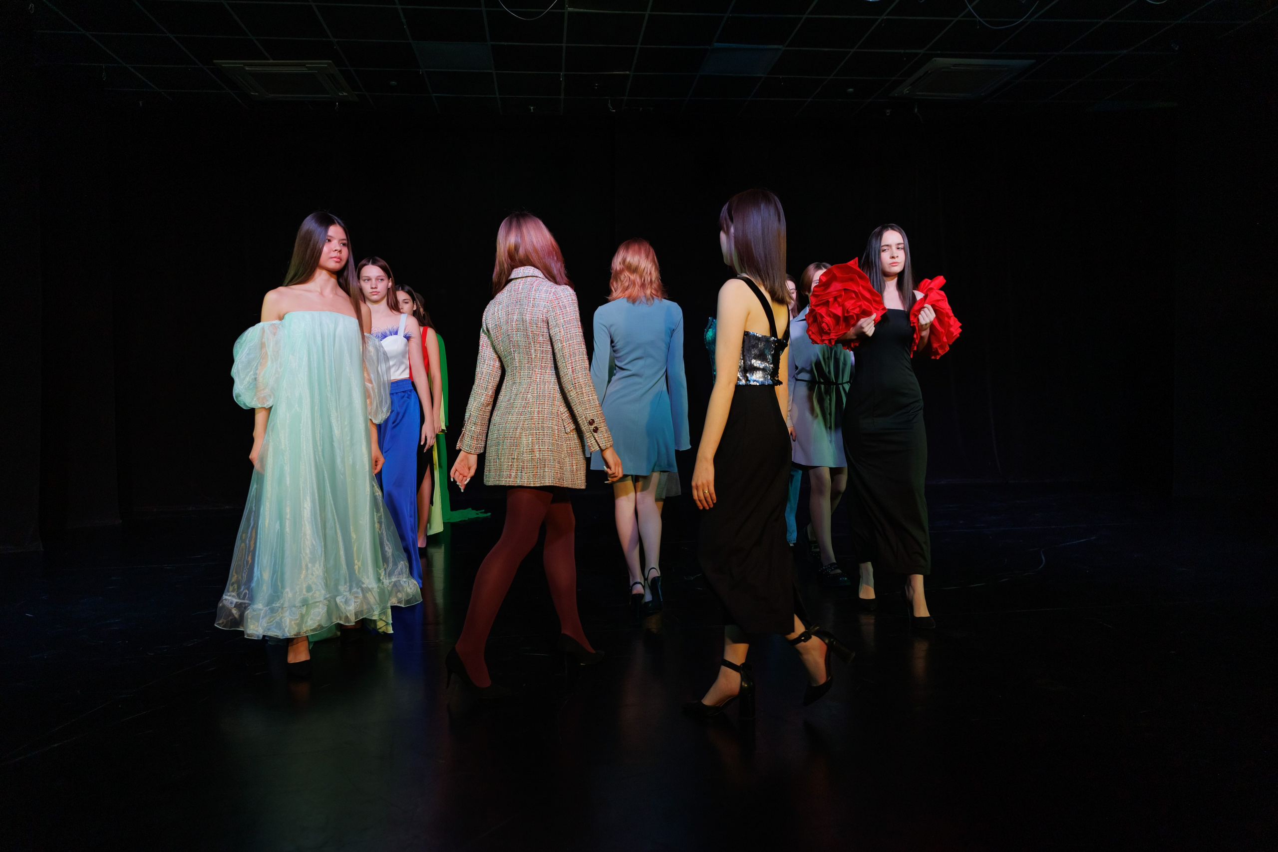 Показ коллекций Новосибирских дизайнеров для Fly Production. Фотограф Новосибирск — Наталья Гресь