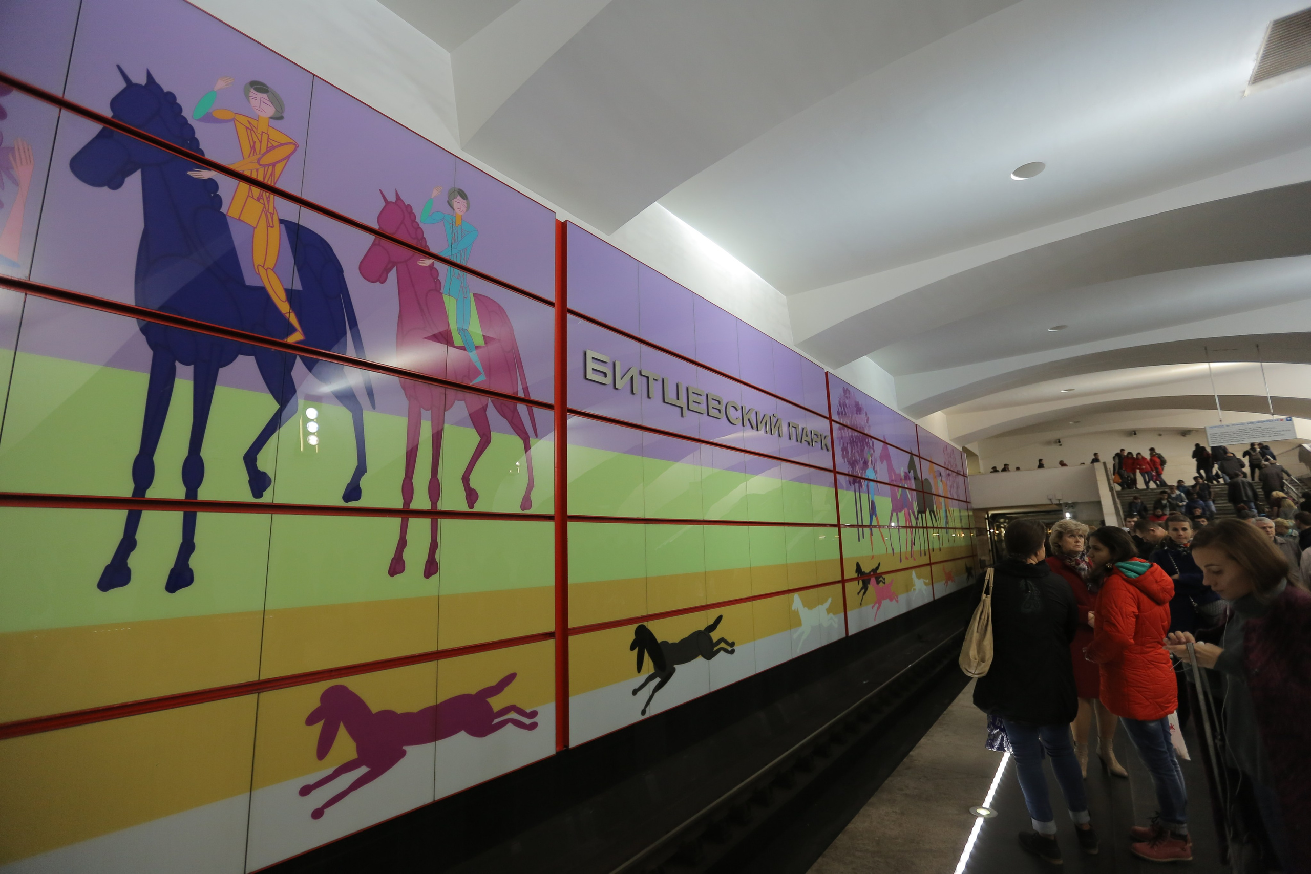 Фото метро в Москве. Студия Максима Белослюдцева