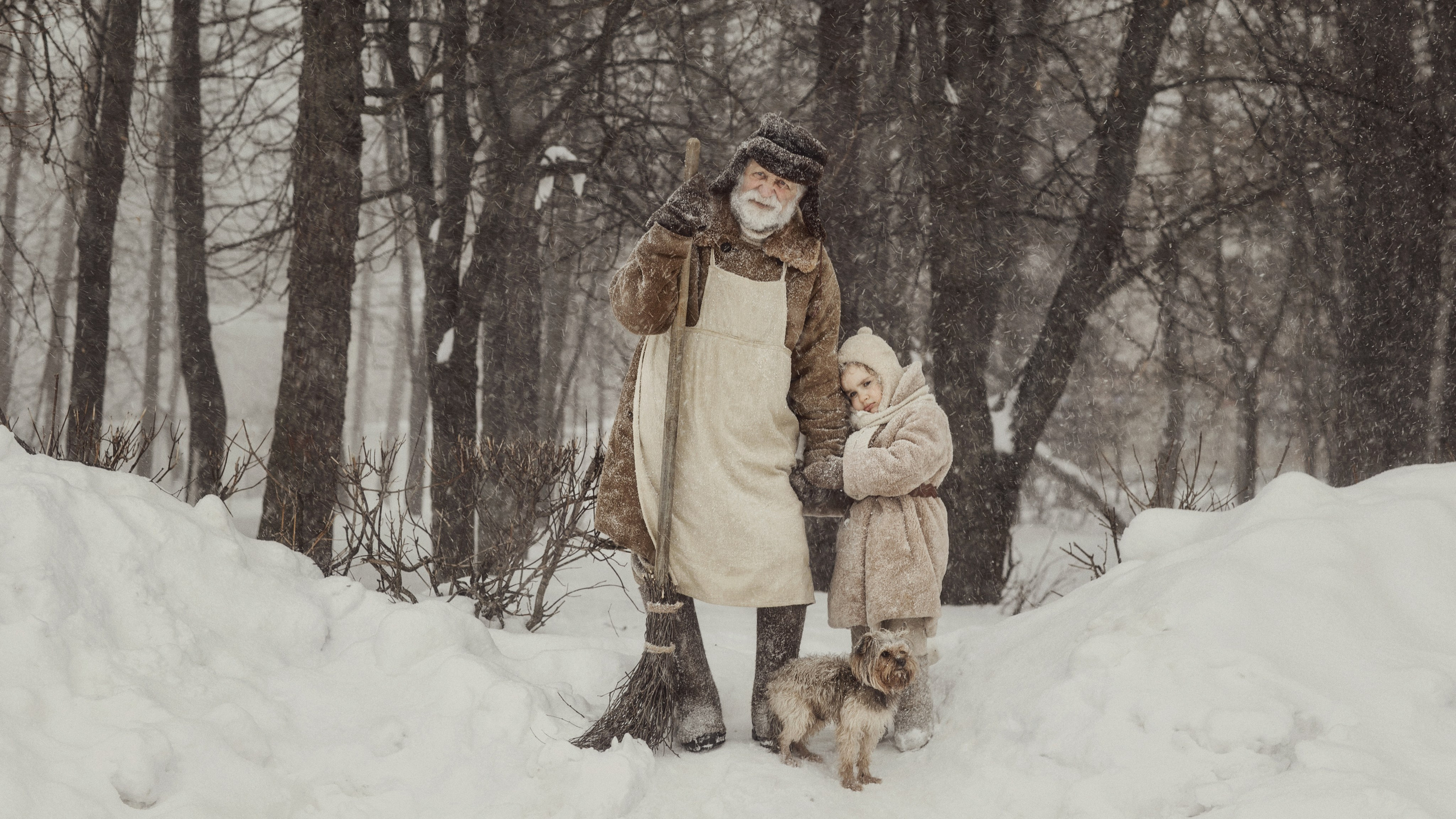 Старый двор. Фотограф и режиссер Сергей Спирин. Москва