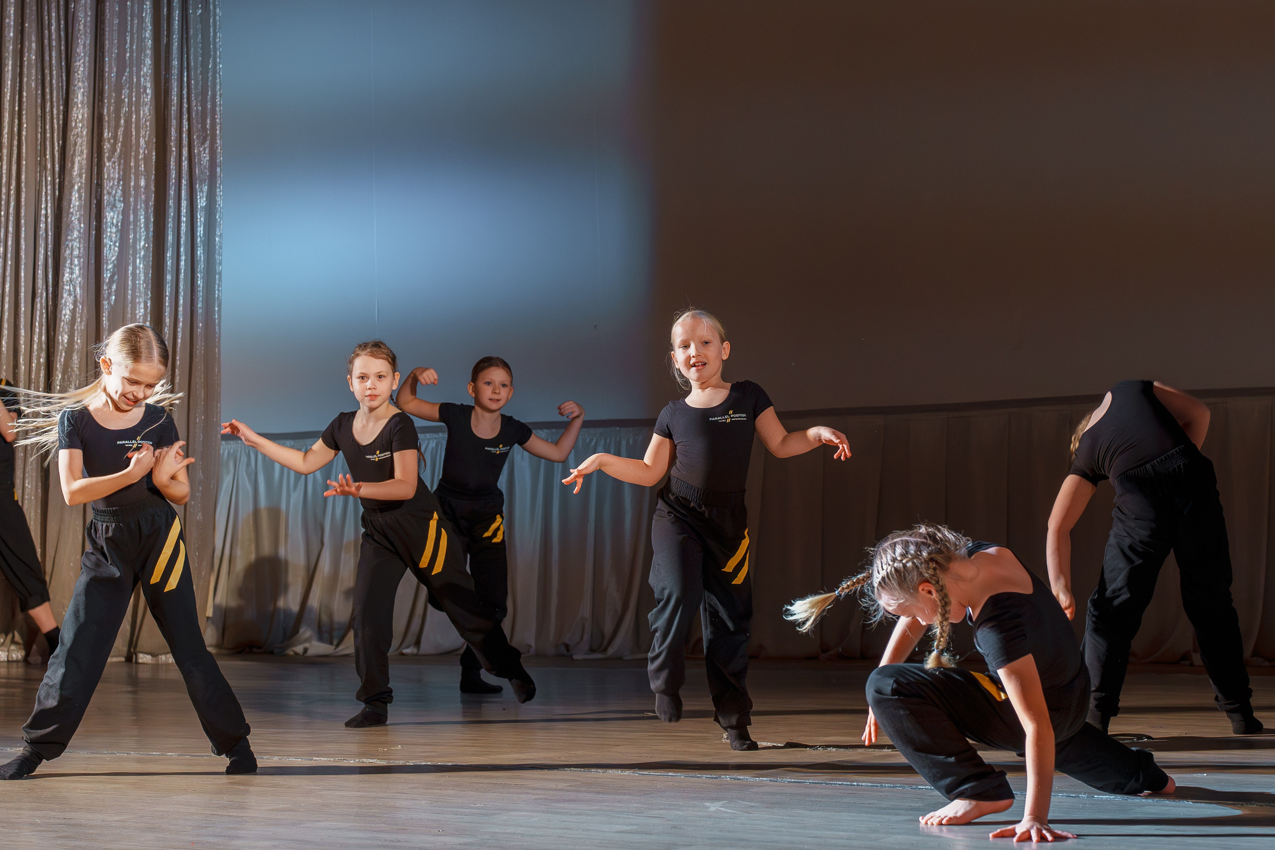 Танцевальный конкурс, репортаж. Фотограф видеограф Геннадий Янбаев в Сочи, Краснодаре