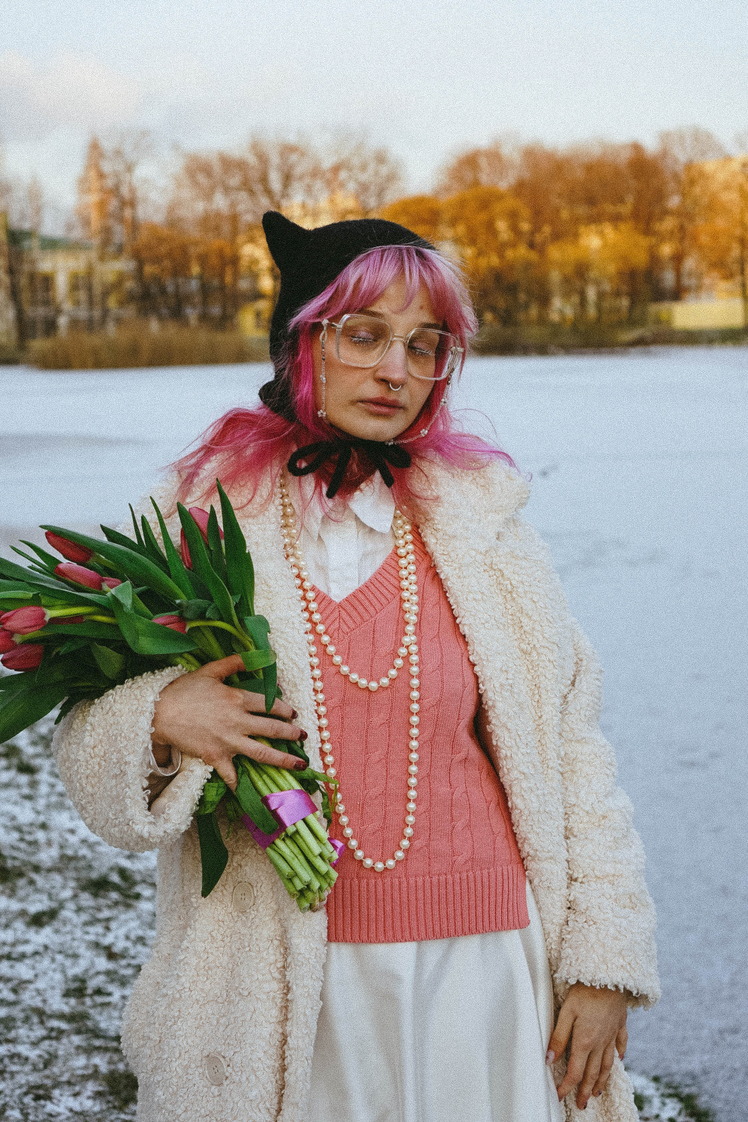 Прогулочная фотосессия с тюльпанами. Профессиональный фотограф, Санкт-Петербург — Виктория Богомолова