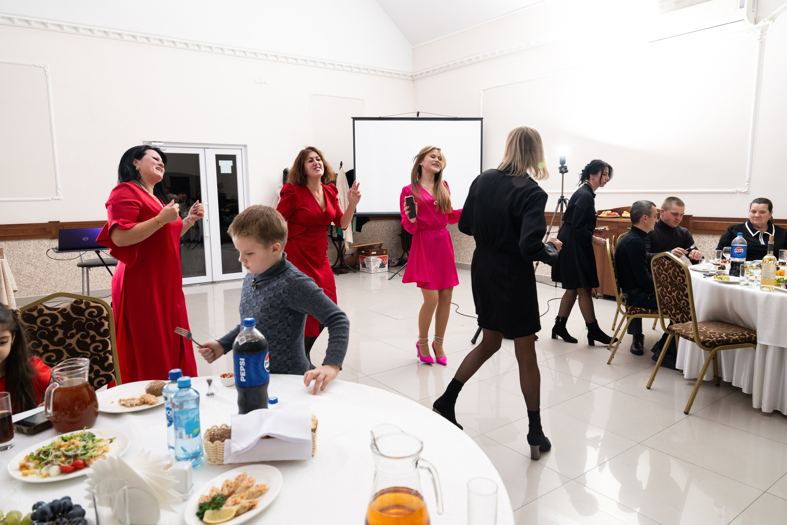 Юбилеи и Корпоративы. Студийный и свадебный фотограф и видеограф в Севастополе — Юлия Макаренко