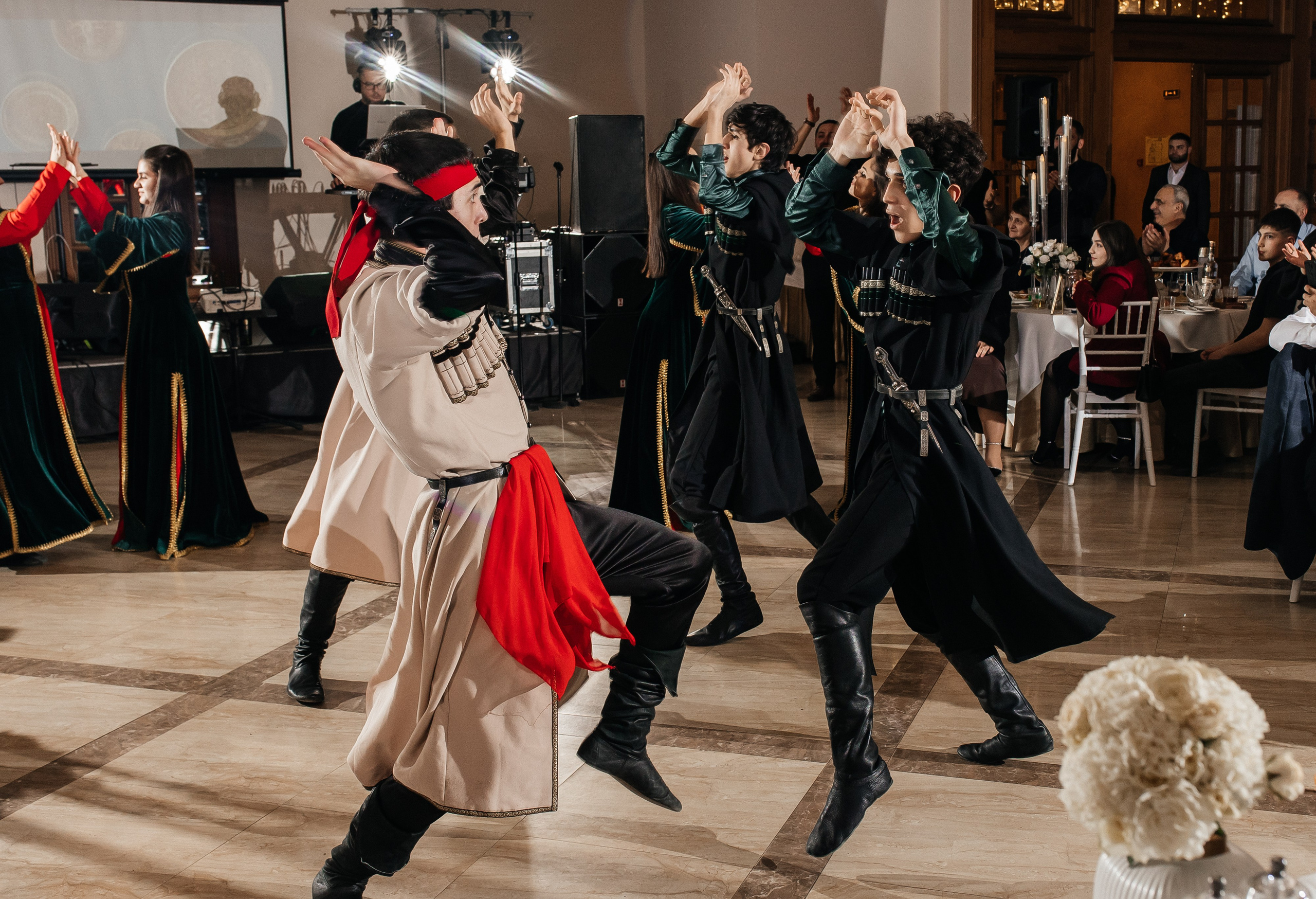 Ростом и Маринэ 2025. Свадебный и портретный фотограф Алина Иванова. Екатеринбург-Москва