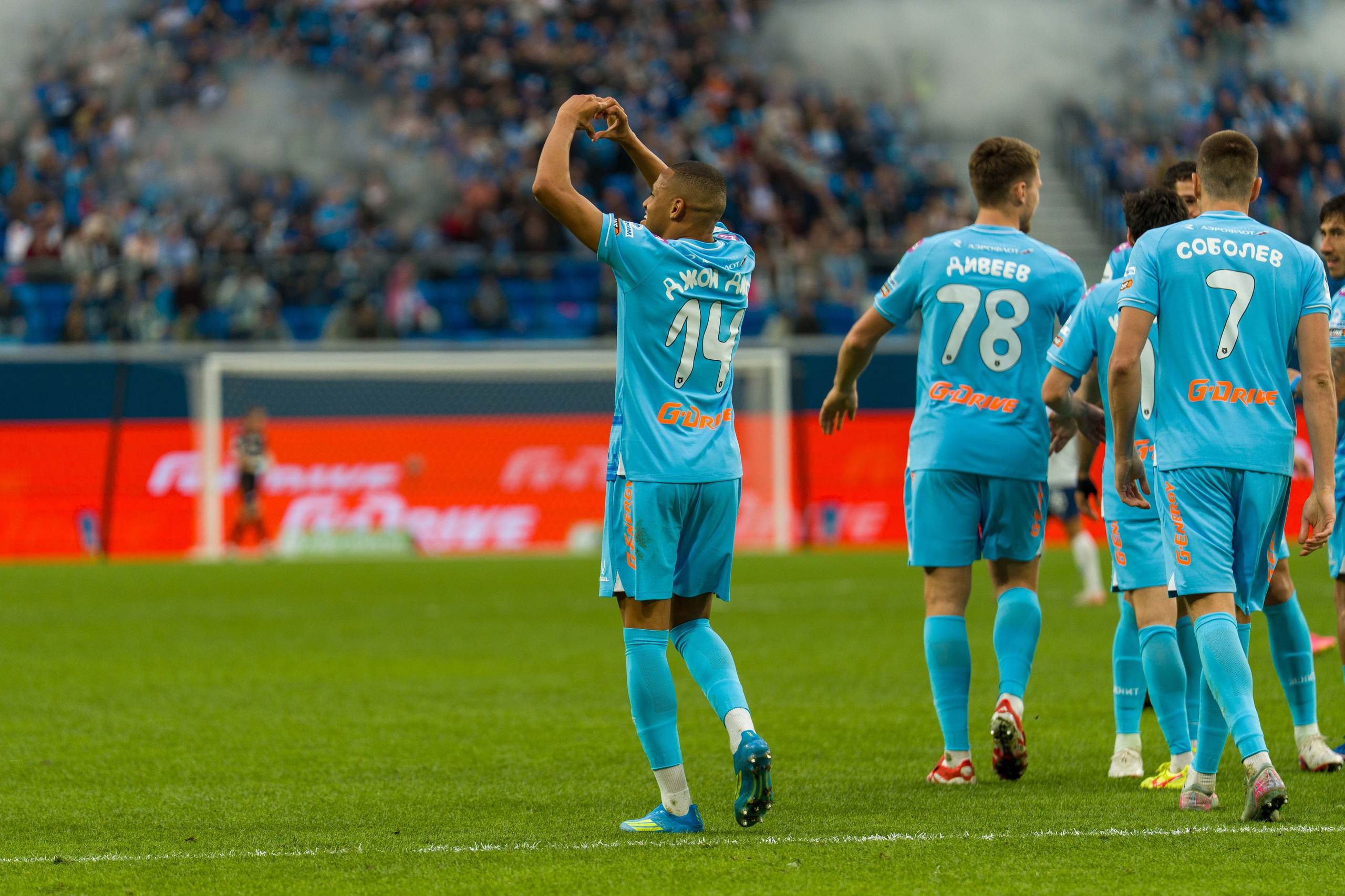 Зенит — Крылья Советов: фотогалерея матча 23-го тура МИР РПЛ на Газпром Арене | Антон Гауф. Спортивный фотограф в Санкт-Петербурге | Антон Гауф