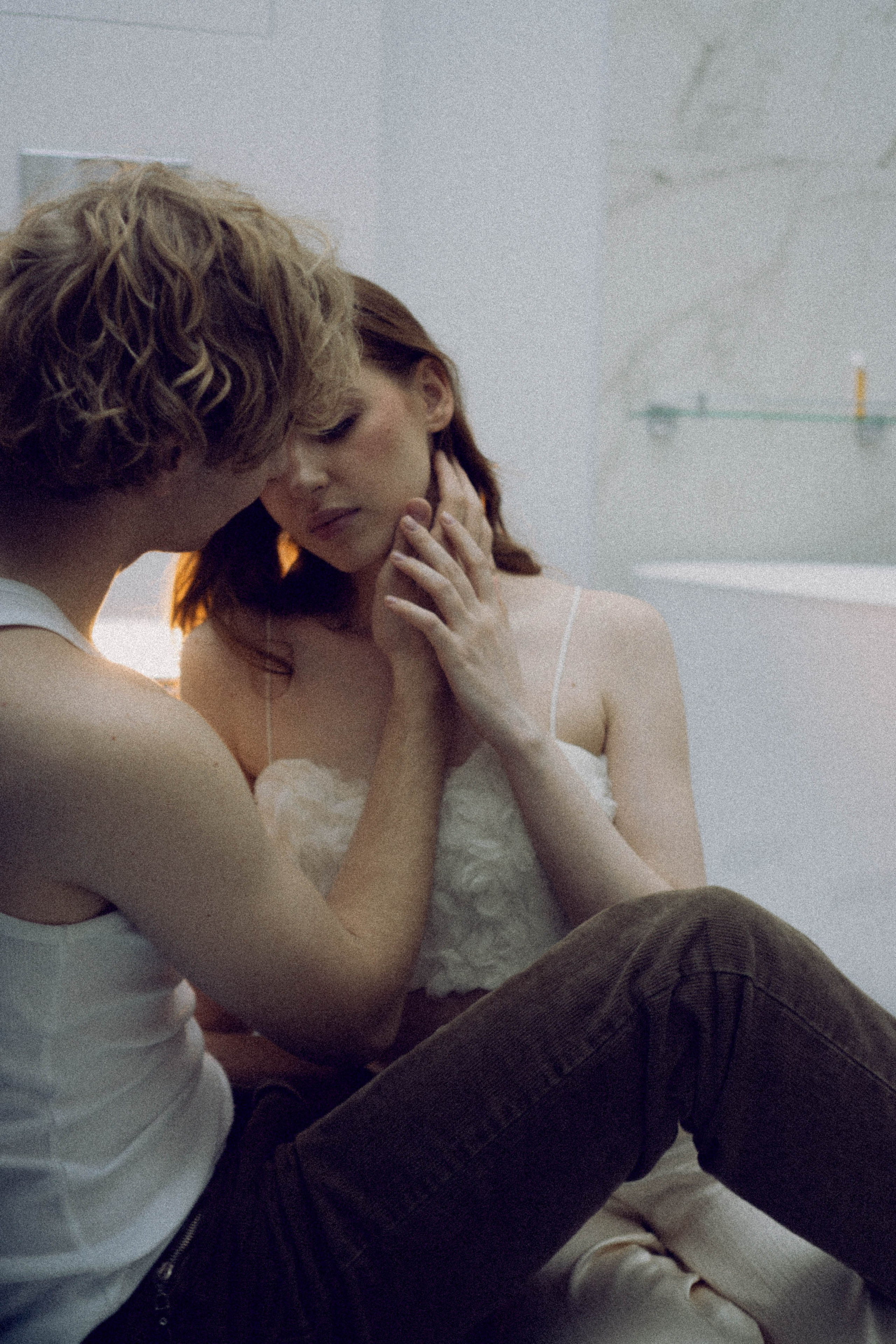 СВАДЕБНАЯ СЬЕМКА В ОТЕЛЕ. СБОРЫ ЖЕНИХА И НЕВЕСТЫ И ТАКЖЕ ТОР И ПОДГОТОВКА К ПРОГУЛКЕ. Профессиональный фотограф, Санкт-Петербург — Виктория Богомолова