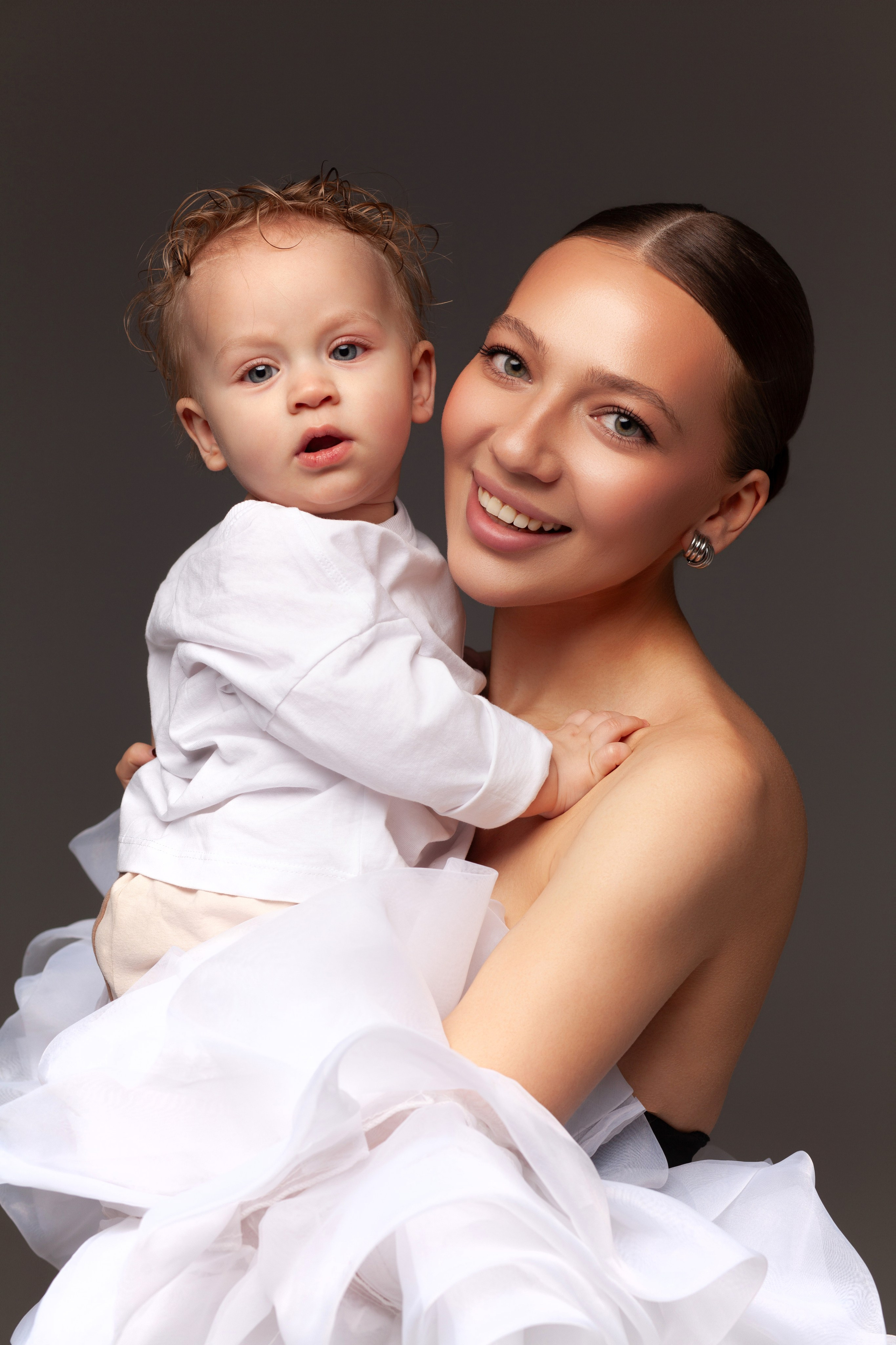 Материнство. Фотогограф беременности и материнства в Ярославле Арсеньева Юлия