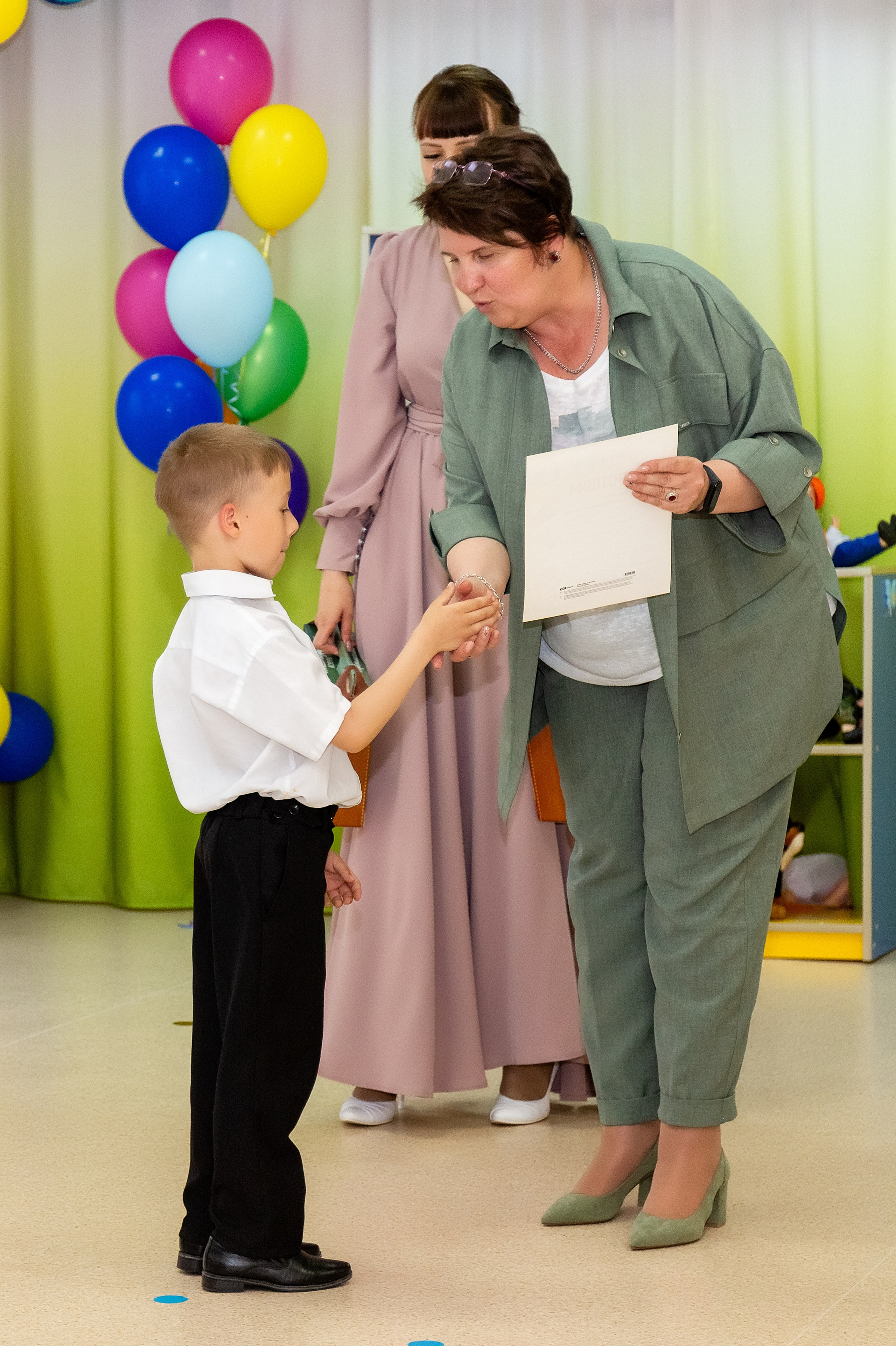 Выпускной. Детский сад «Тигрёнок». Стильный выпускной альбом Владивосток фотограф Вероника Мигачева