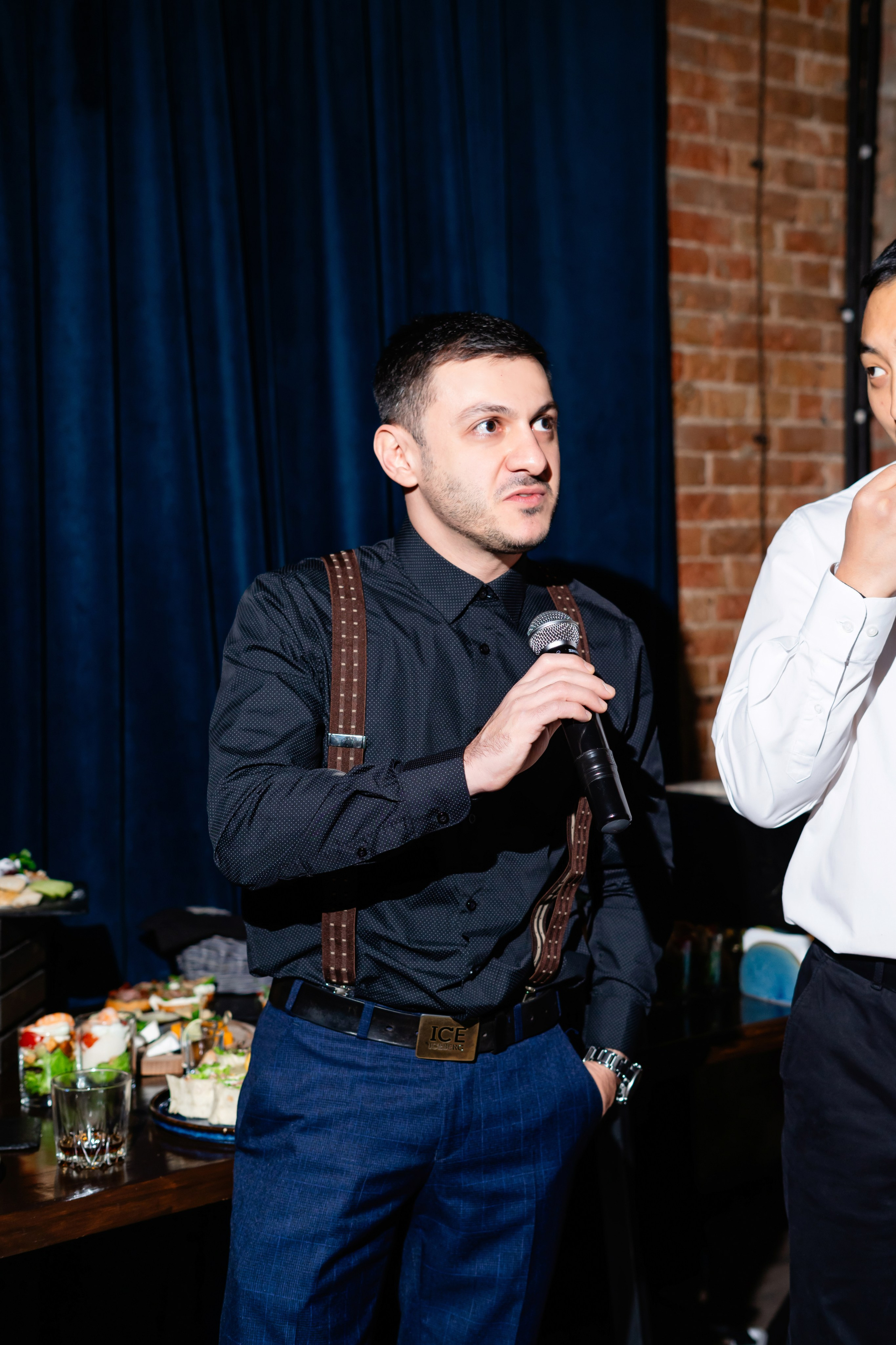 Антону 35 лет / Современник. Фотограф мероприятий в Ростове-на-Дону Есманская Елена