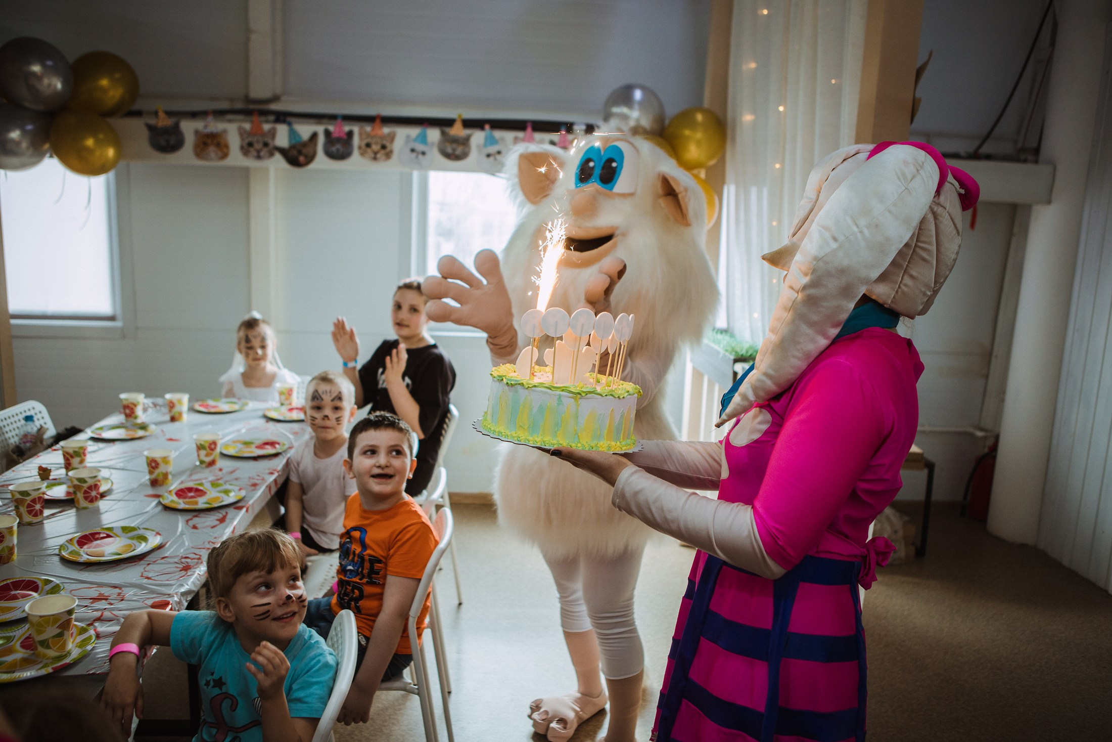 Ника, 5 лет. Батутлет, Волжский. Фотографы в городе Волгограде — Людмила Агеева и Алексей Околелов