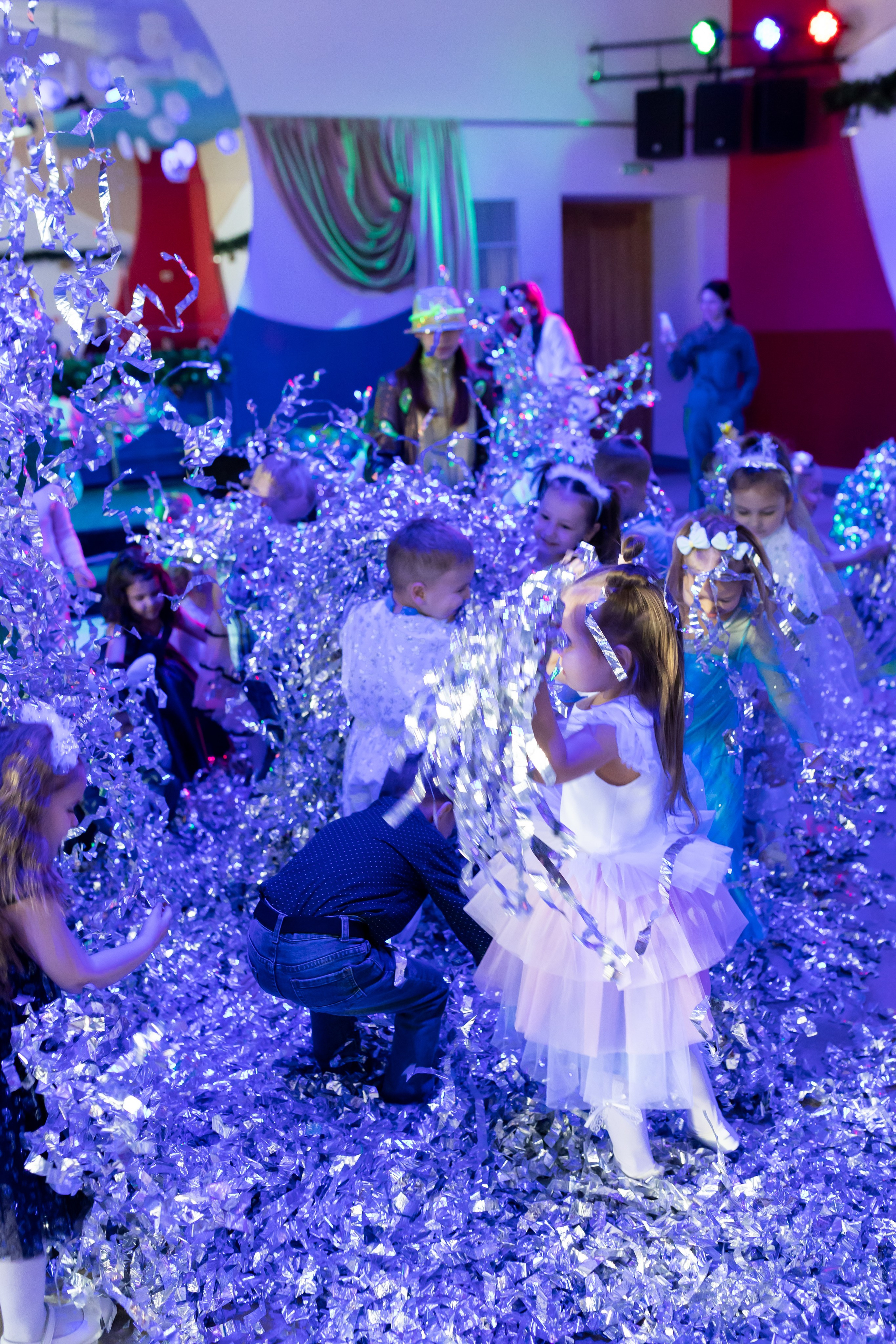 Утренник в ДОФ 04.01.25. Ольга Смирнова юрист, фотограф