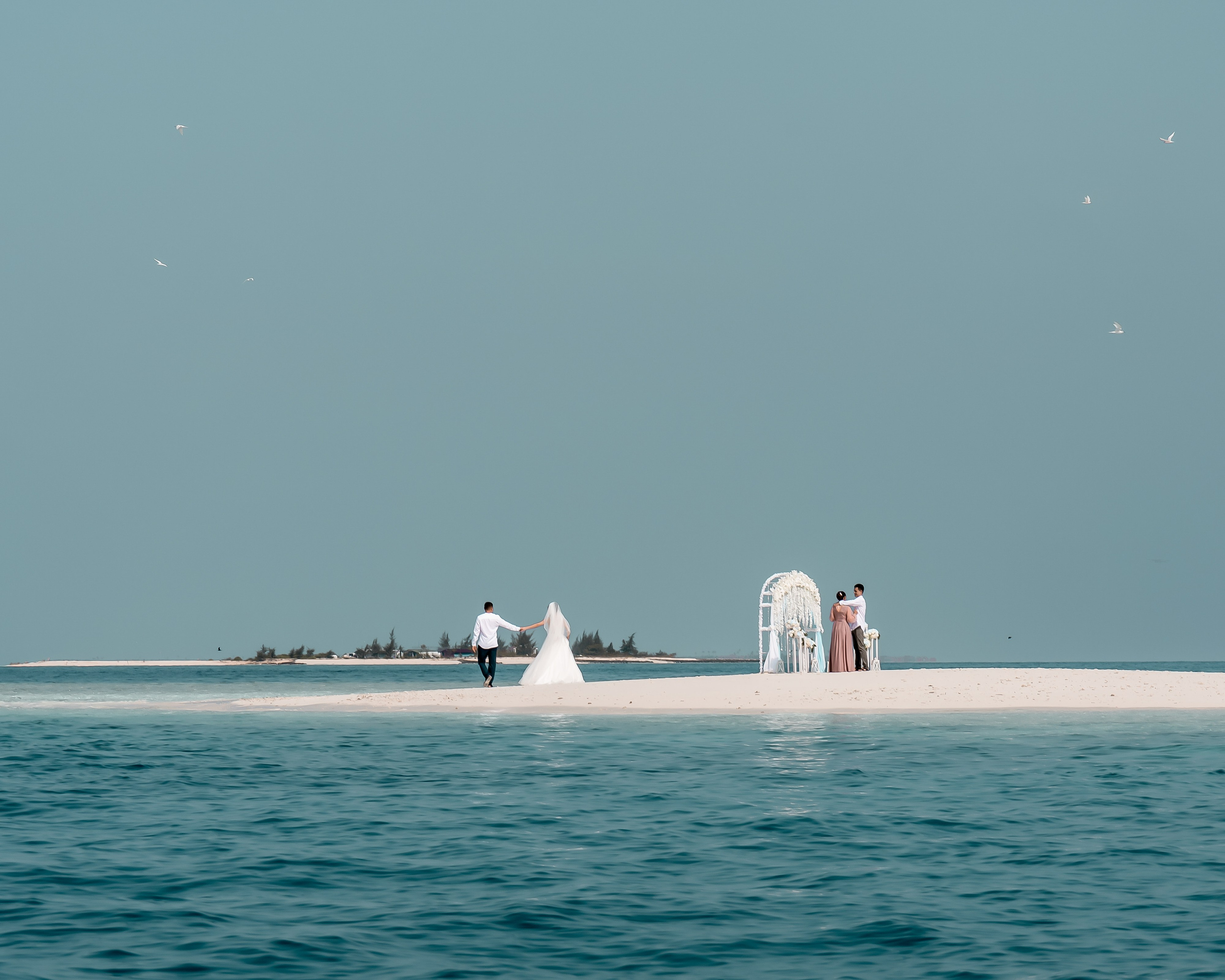 Maldivian Wedding. Фотограф свадебный, репортажный, индивидуальный, фото для маркетплейсов, брендов, автосалонов