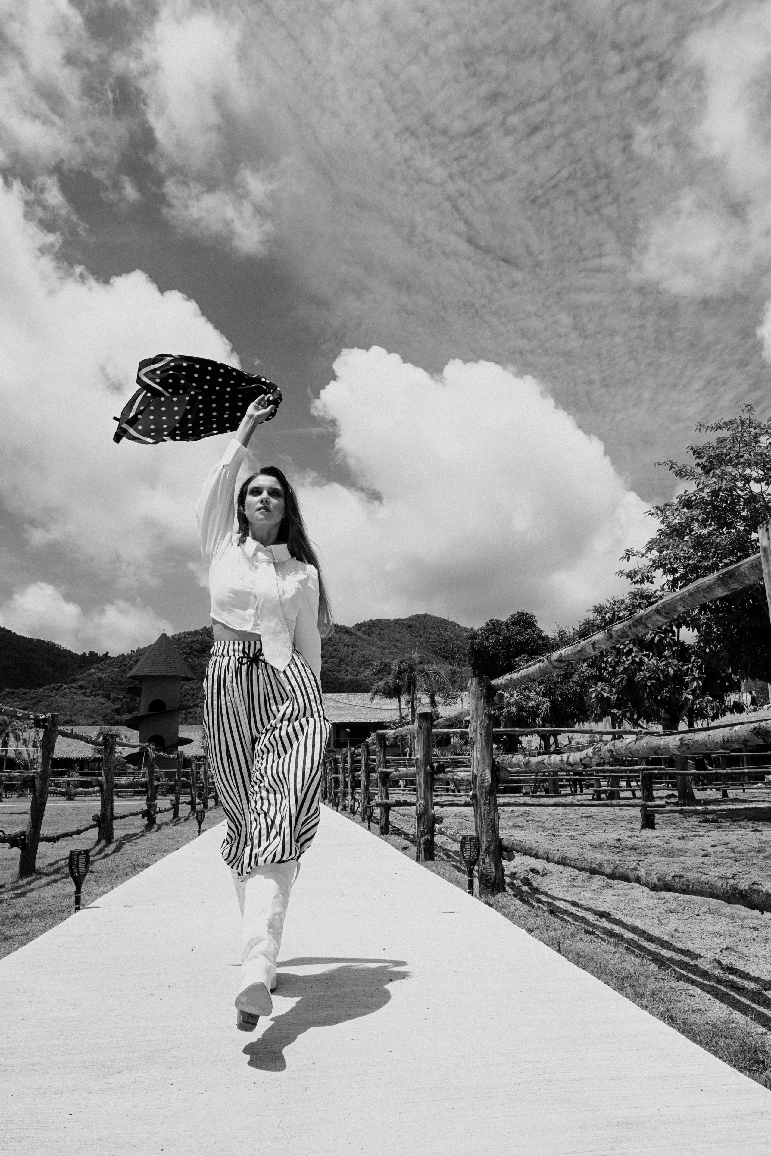 I am Diana, a portrait photographer. I take pictures around the world