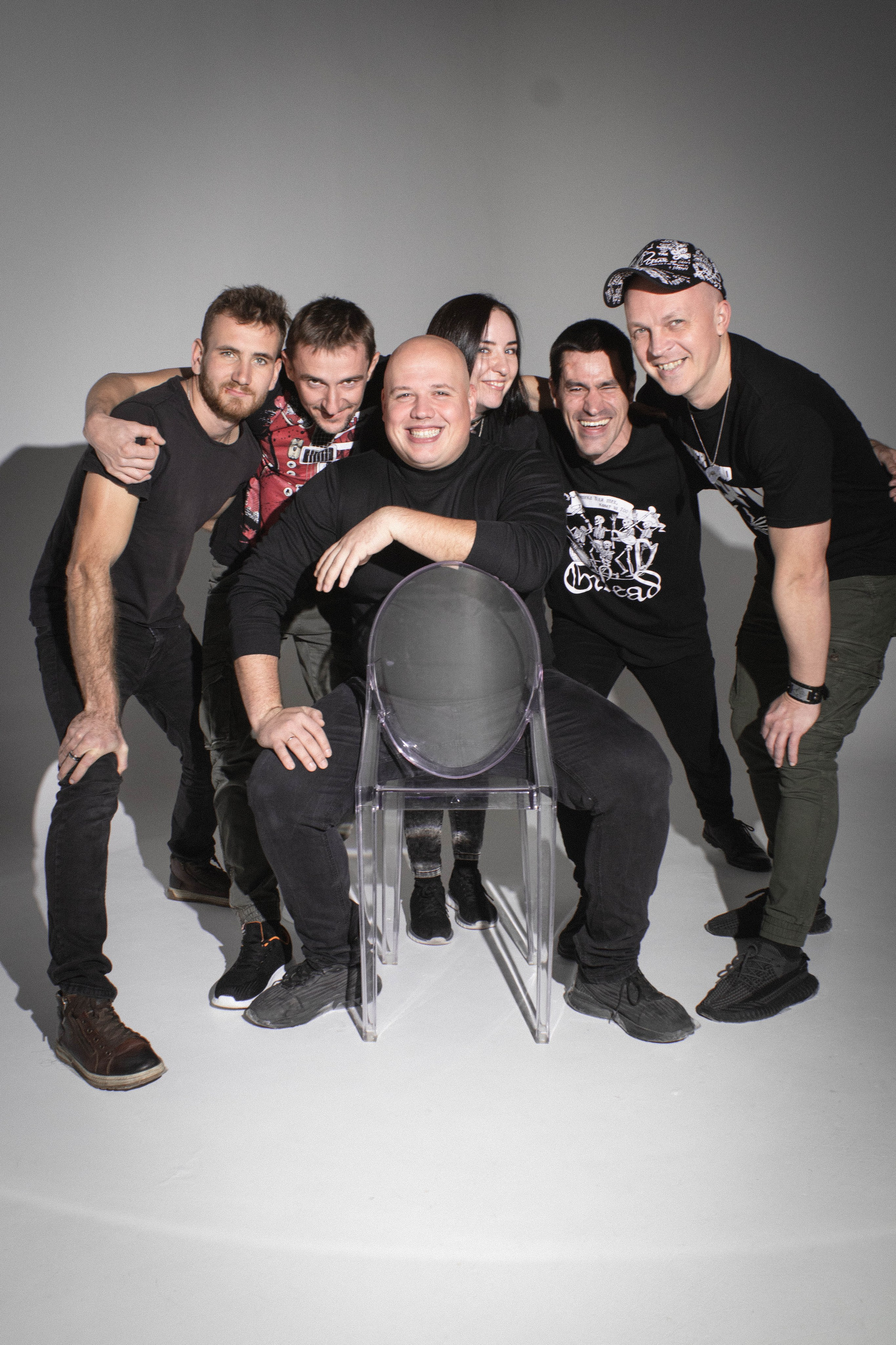 СТУДИЯ. Уличный фотограф Города N