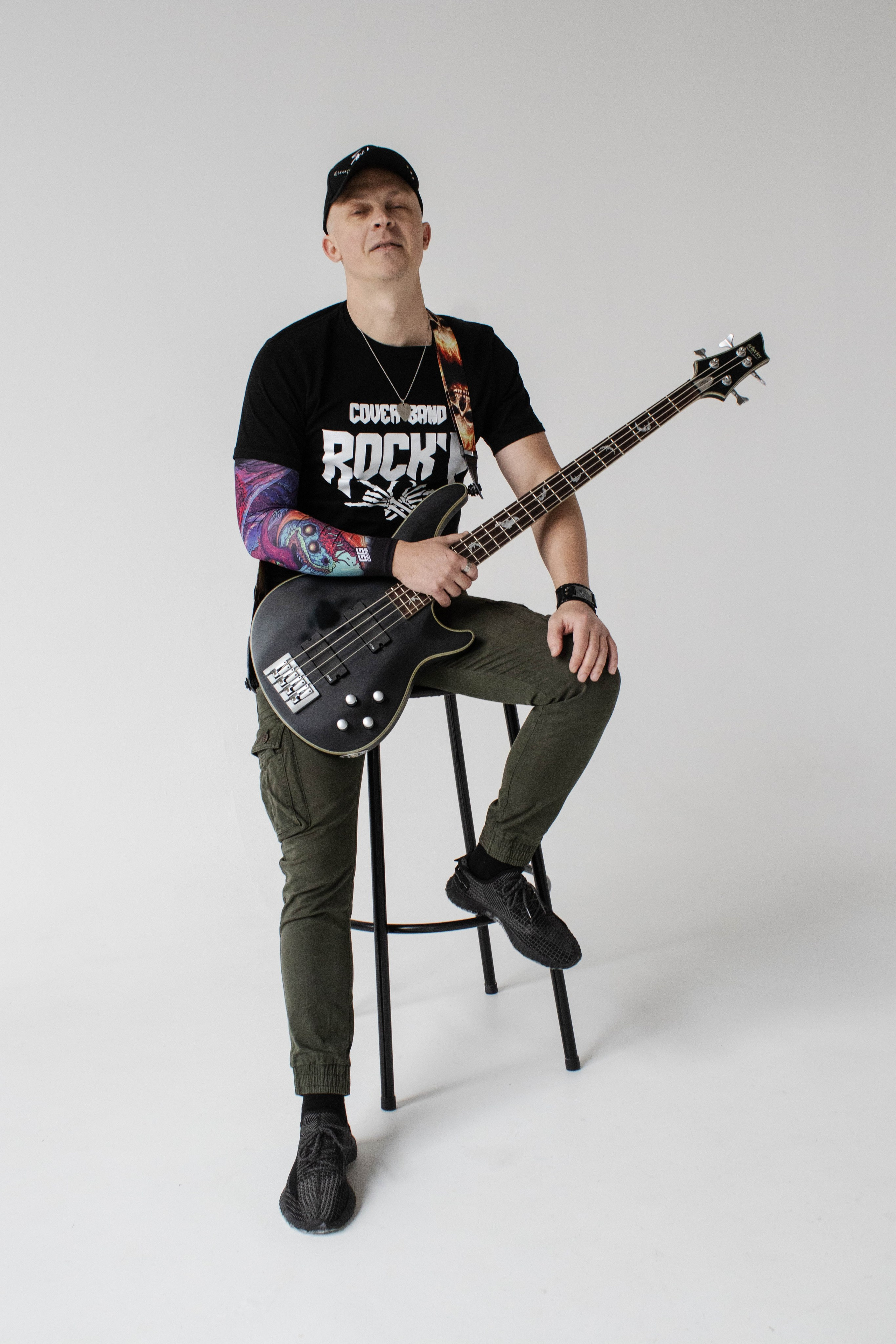 СТУДИЯ. Уличный фотограф Города N