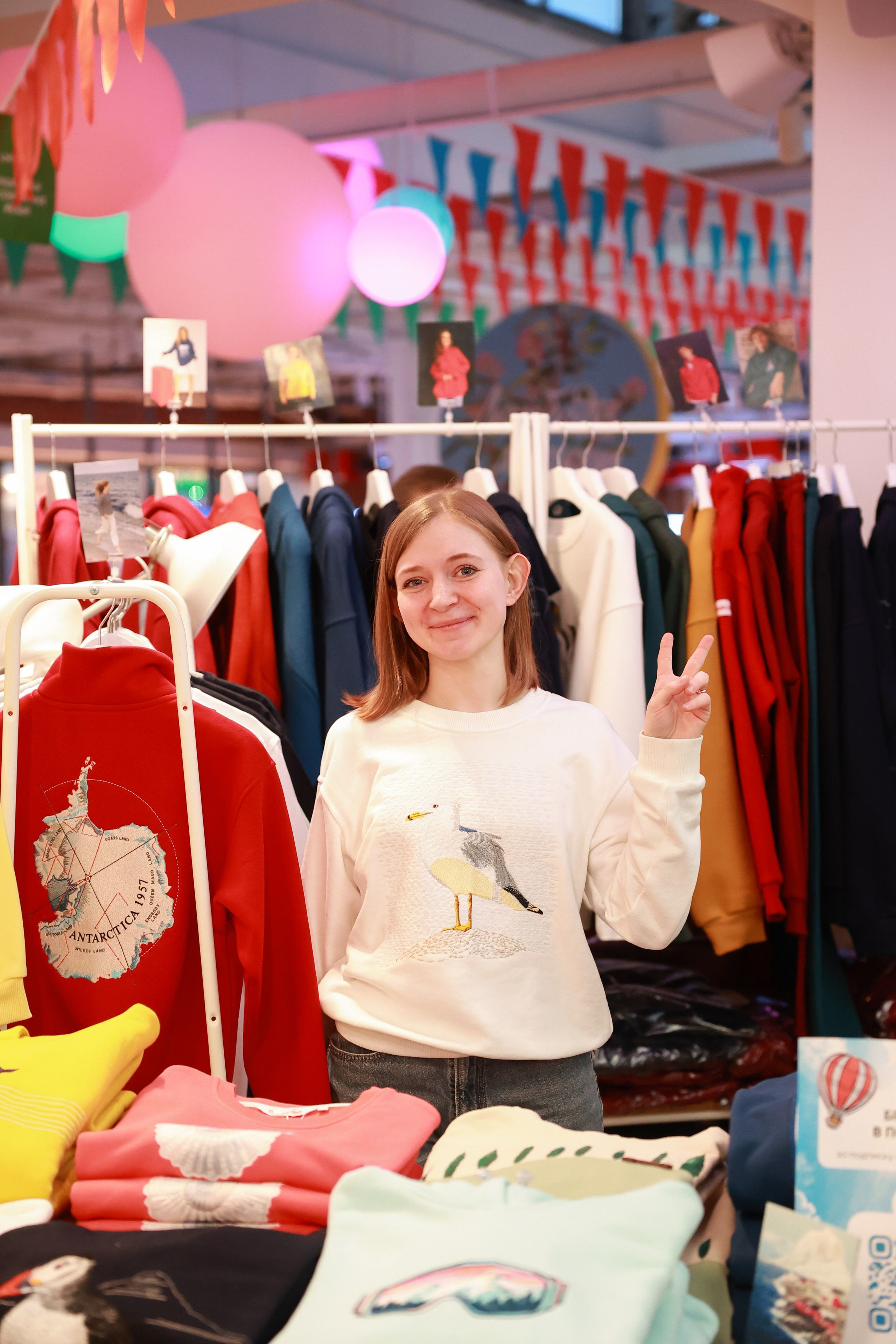 2–3 марта 2024 в пространстве «Три вокзала. Депо» / День 2 / фото Саша Жукова. Фотоотчеты «Ламбада-маркета»