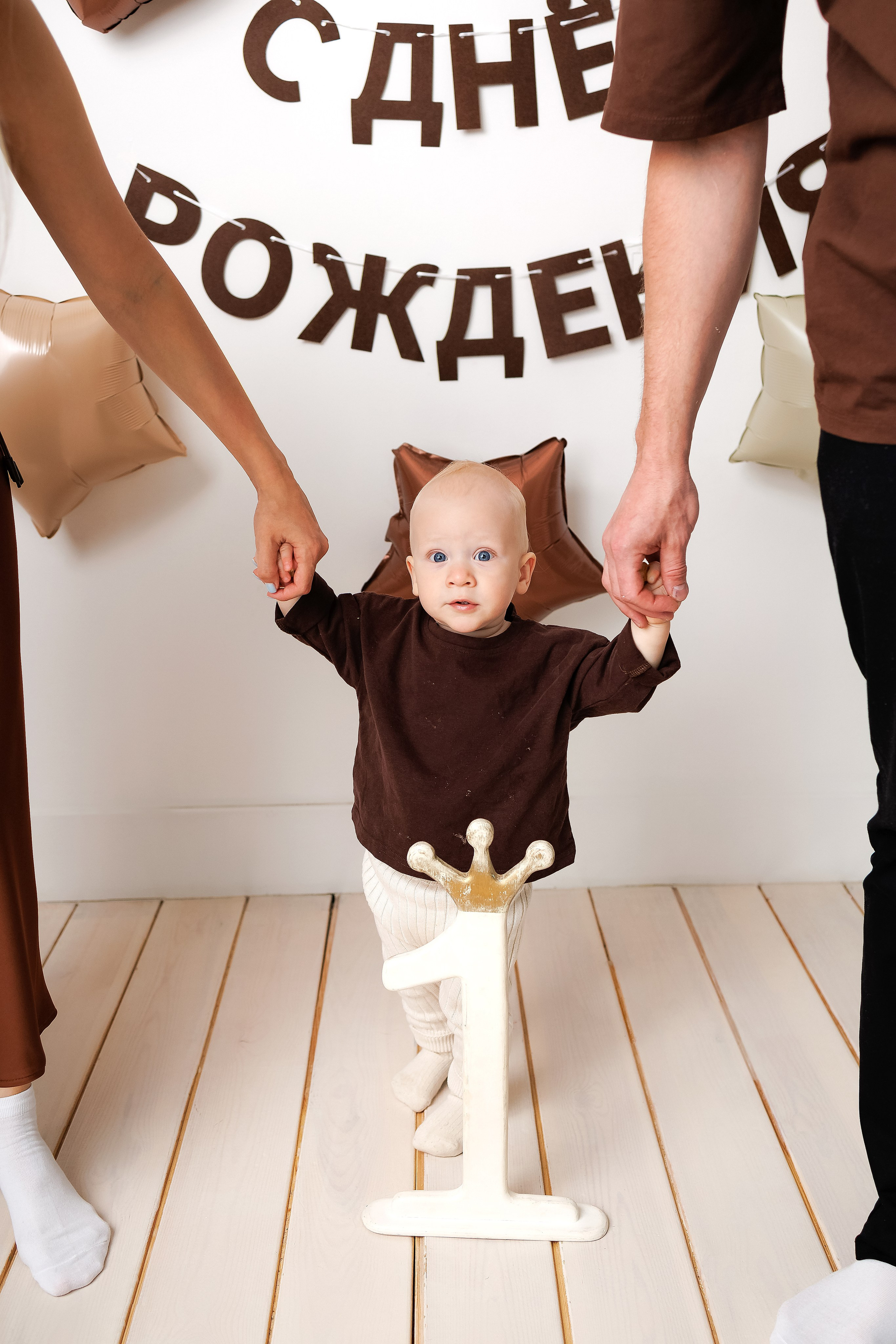 Мишеньке 1 годик. Фотограф новорожденный малышей Новосибирск