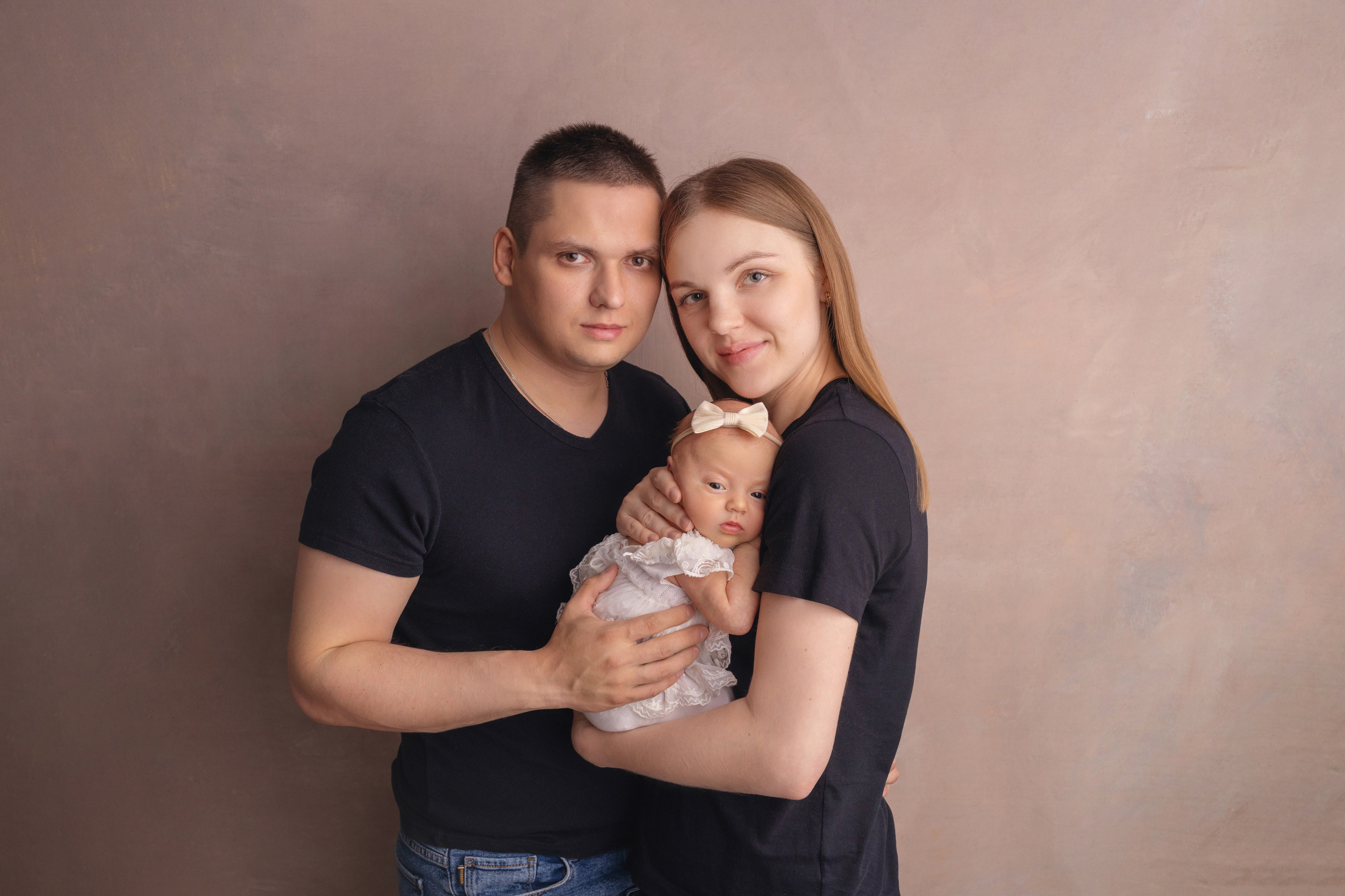 Семейные кадры от Elvira Kamaeva. Фотограф новорожденных малышей в Омске и Омской области Эльвира Камаева