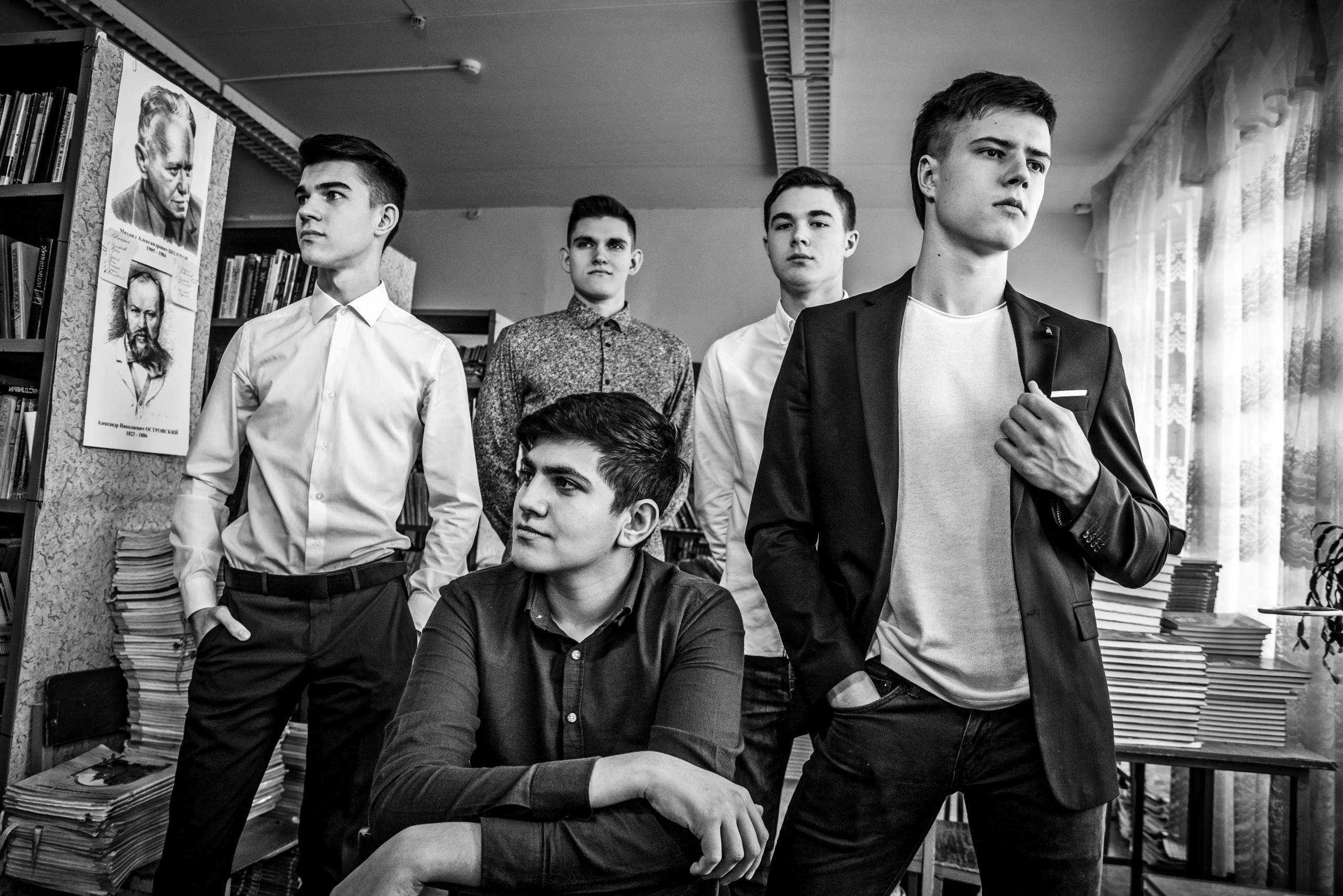 34 школа, выпускной 11а класс. Спасибо за проявленный интерес к моему творчеству! Меня зовут Россохат