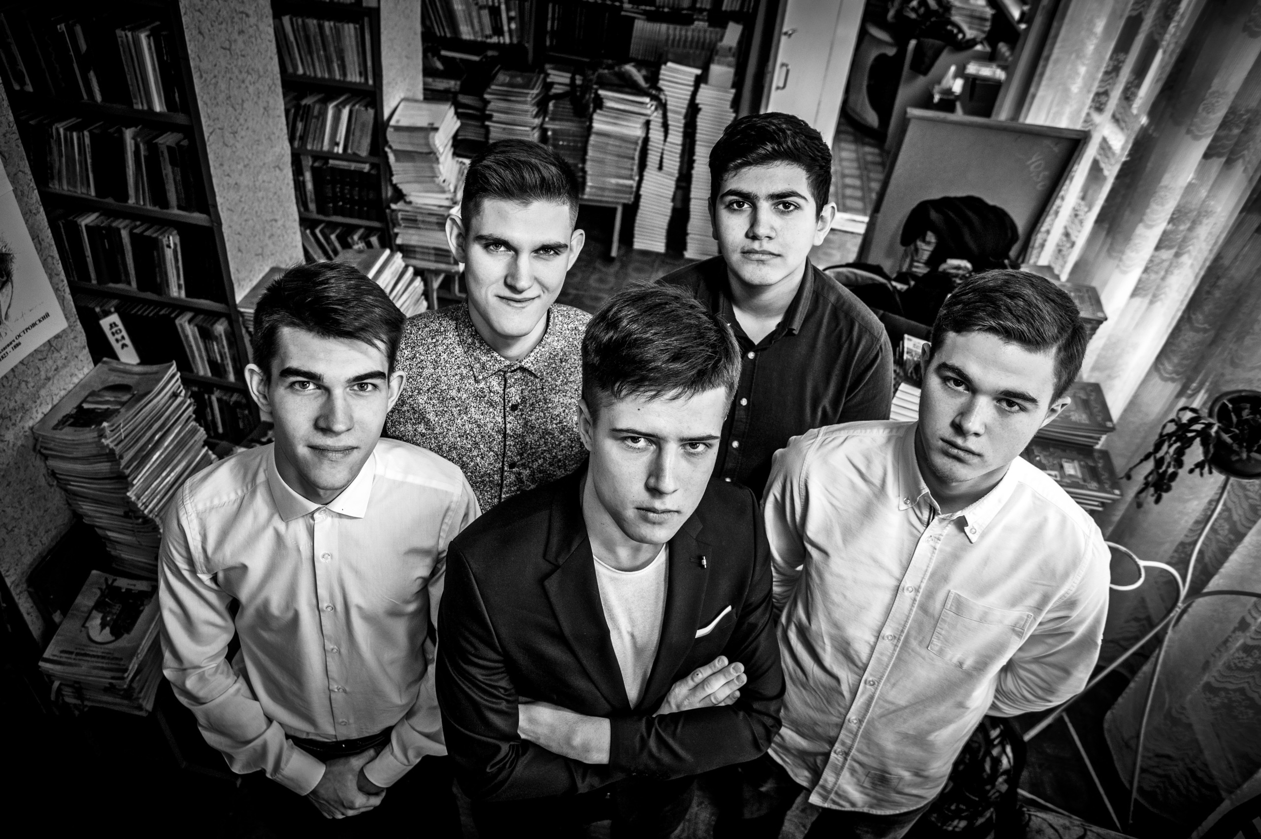 34 школа, выпускной 11а класс. Спасибо за проявленный интерес к моему творчеству! Меня зовут Россохат