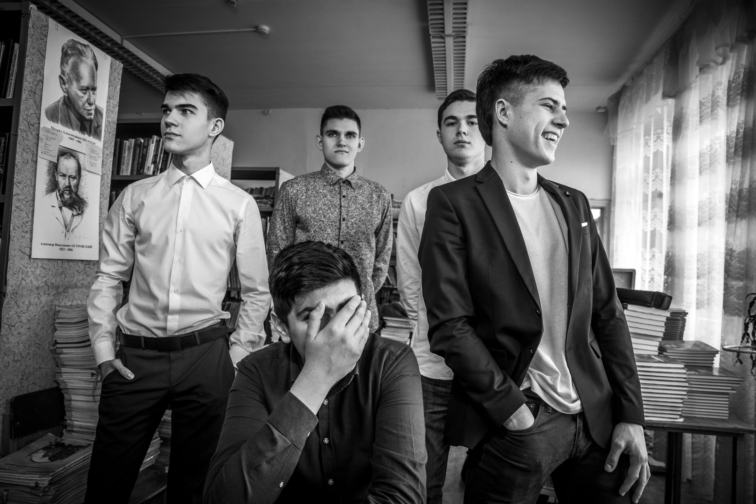 34 школа, выпускной 11а класс. Спасибо за проявленный интерес к моему творчеству! Меня зовут Россохат