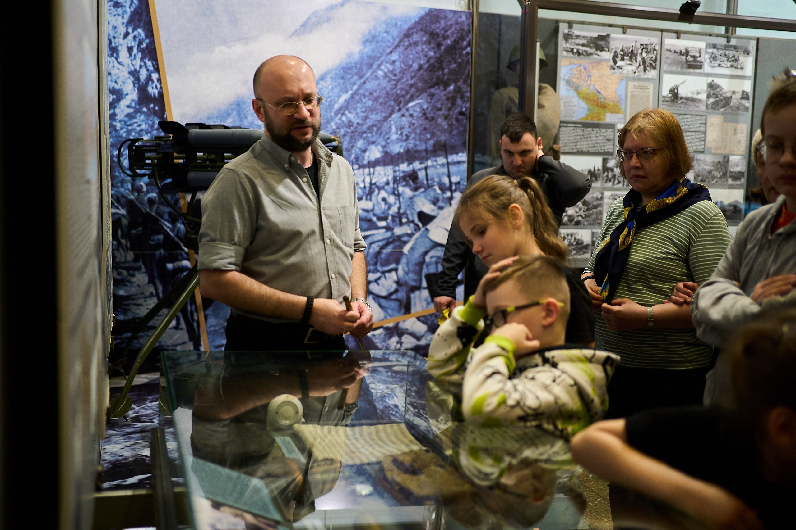 Субботник у Управления делами Мэра и Правительства Москвы. Фотограф и Видеограф в Москве. Олег Корушев
