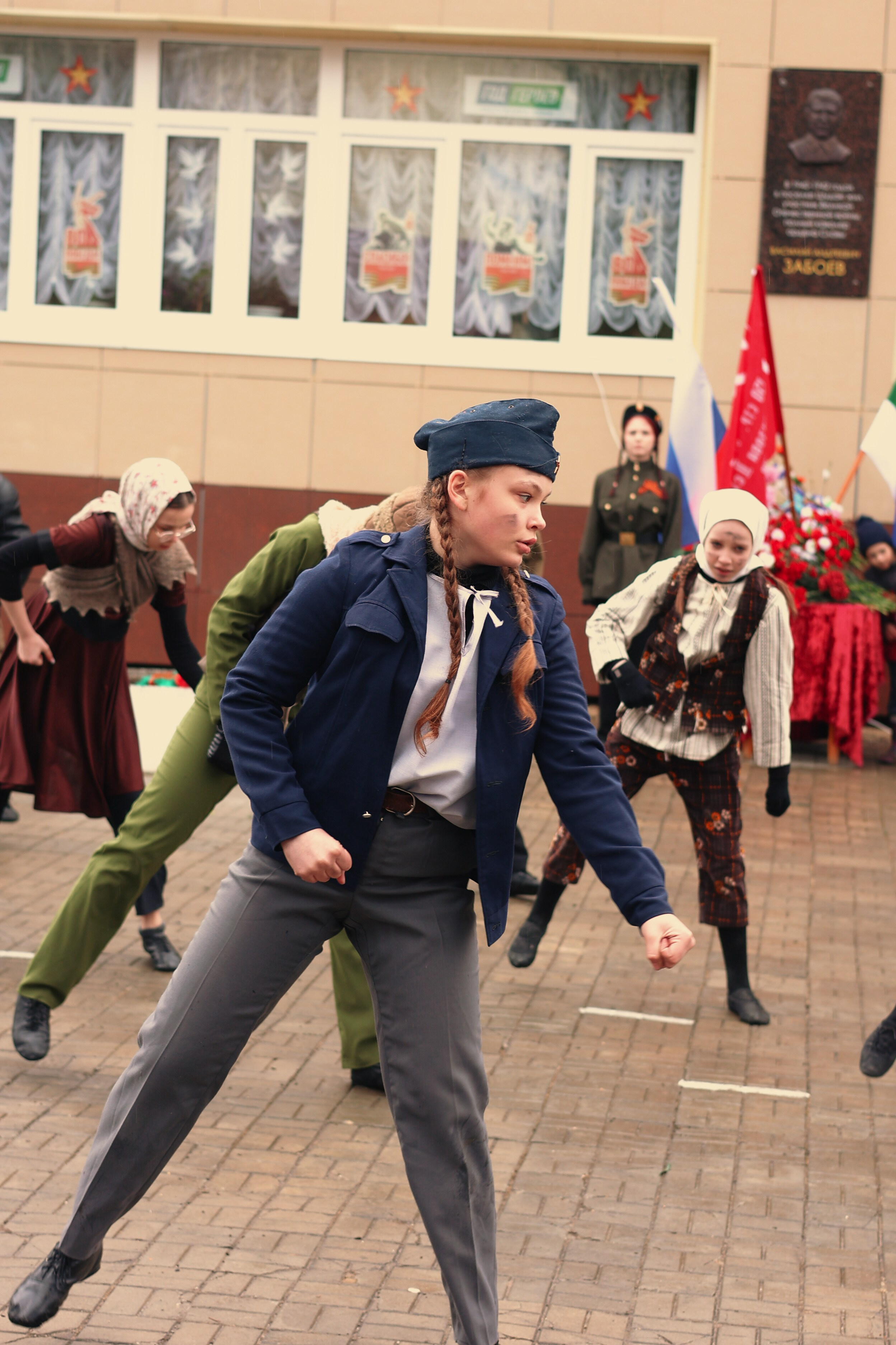 9 мая — «Родной дом». Фотограф в городе Киров Денис Вербин