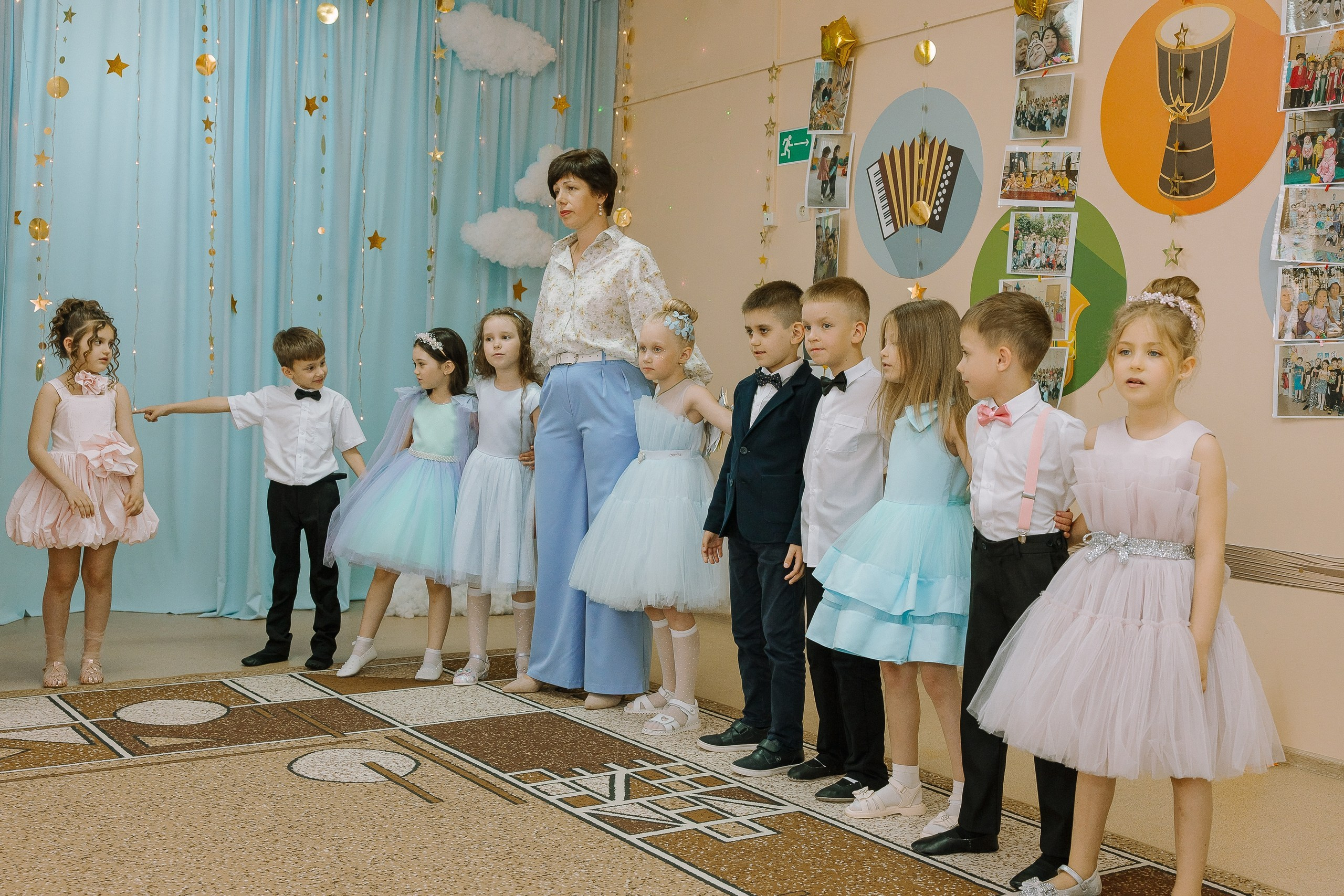 Выпускной в ДС -29. Выпускные альбомы Натальи Бутко: Новороссийск, Анапа, Геленджик